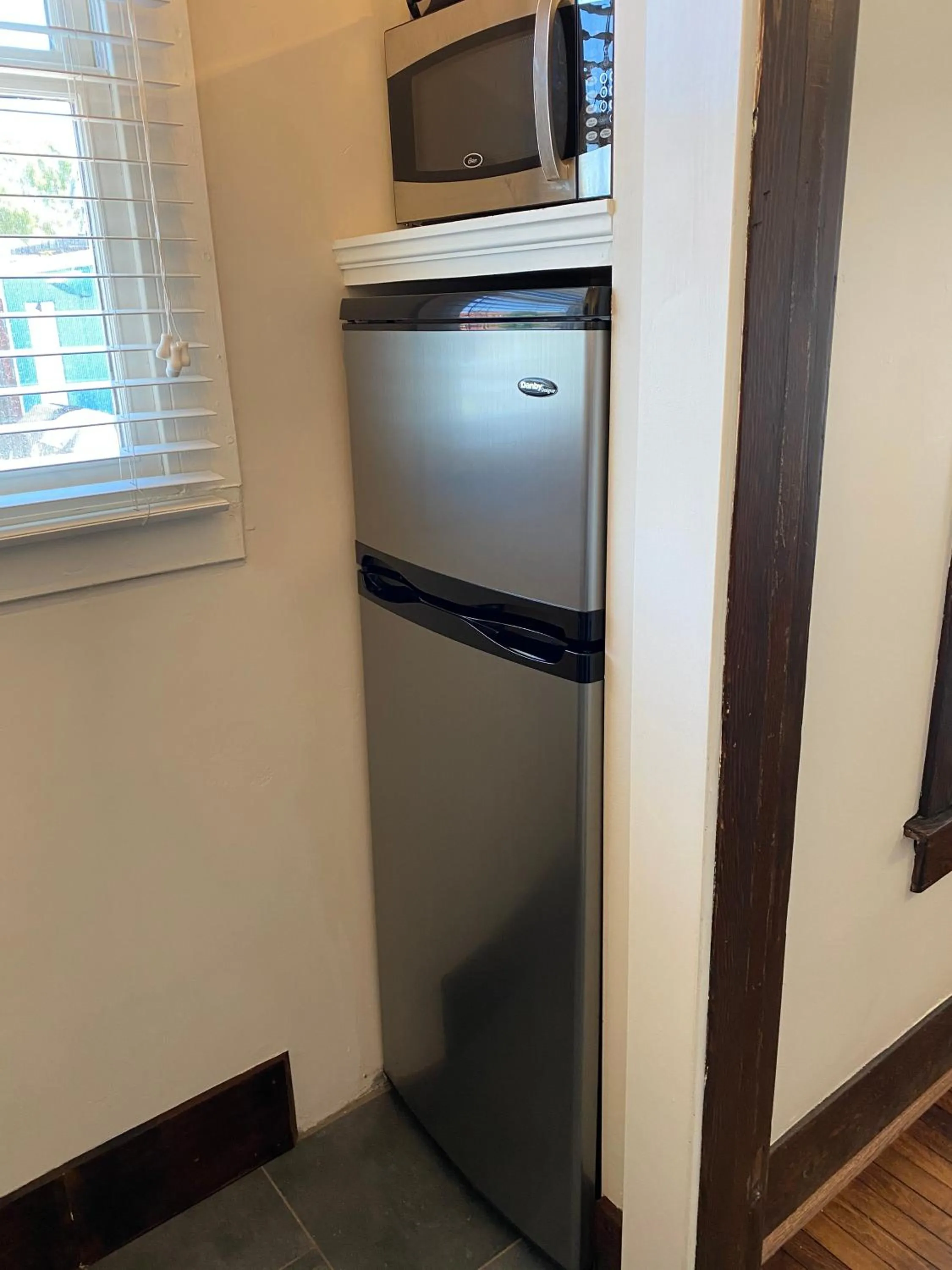 Kitchen or kitchenette in Fern House South Park Craftsman