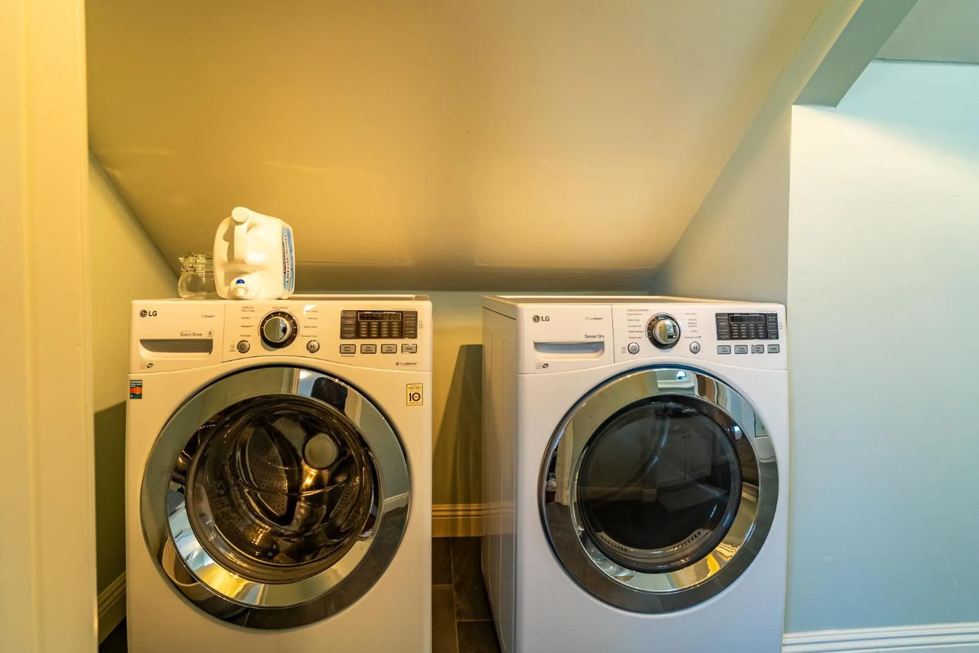 washing machine in Fern House South Park Craftsman