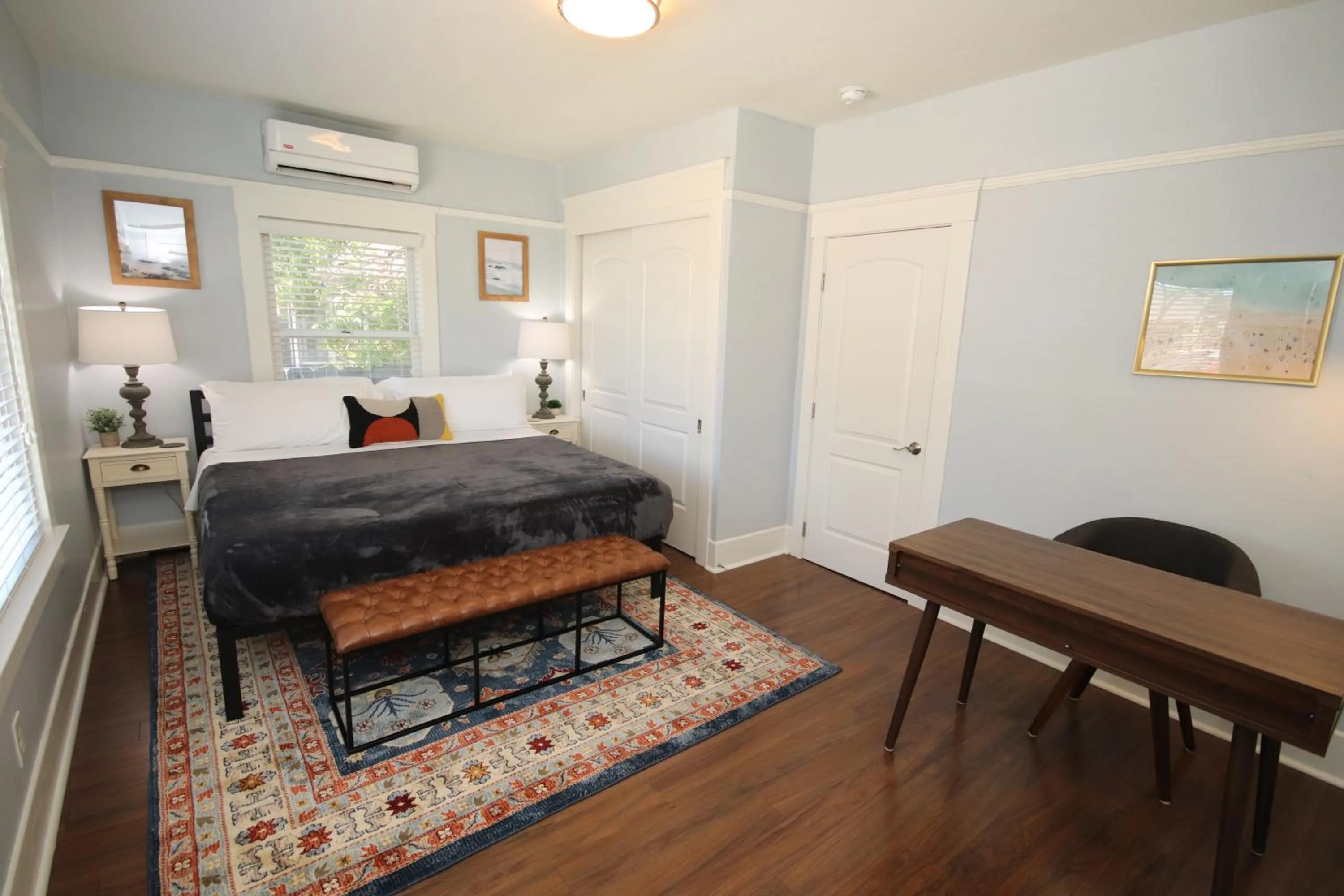 Bed in Fern House South Park Craftsman