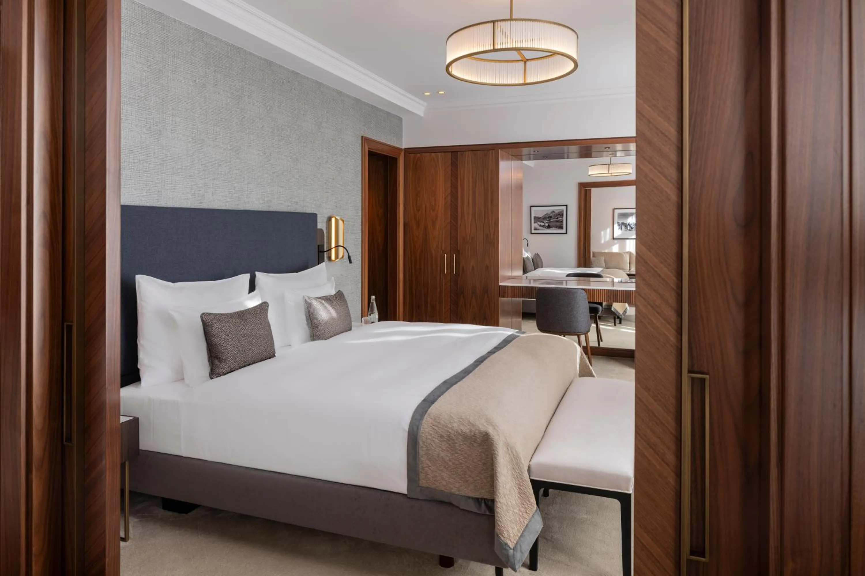 Bedroom, Bed in Grand Hotel des Bains Kempinski