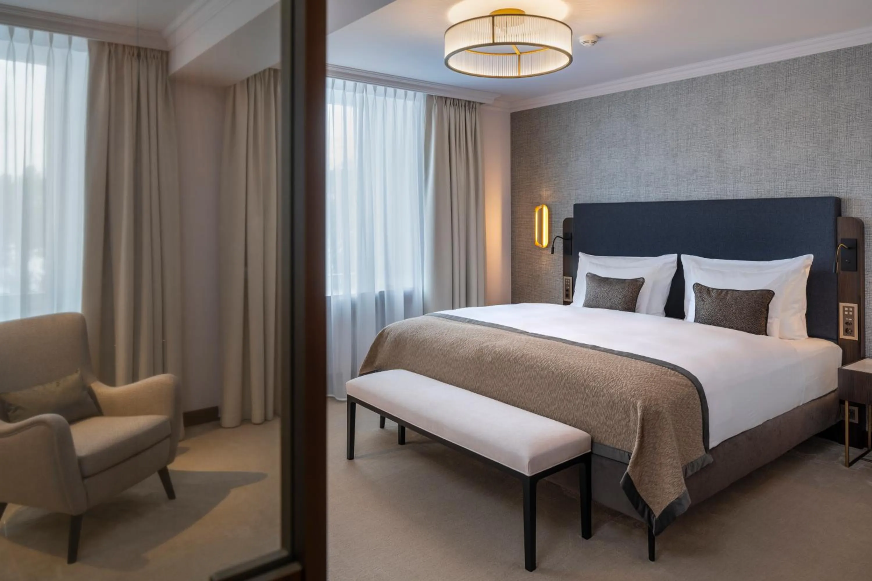 Bedroom, Bed in Grand Hotel des Bains Kempinski