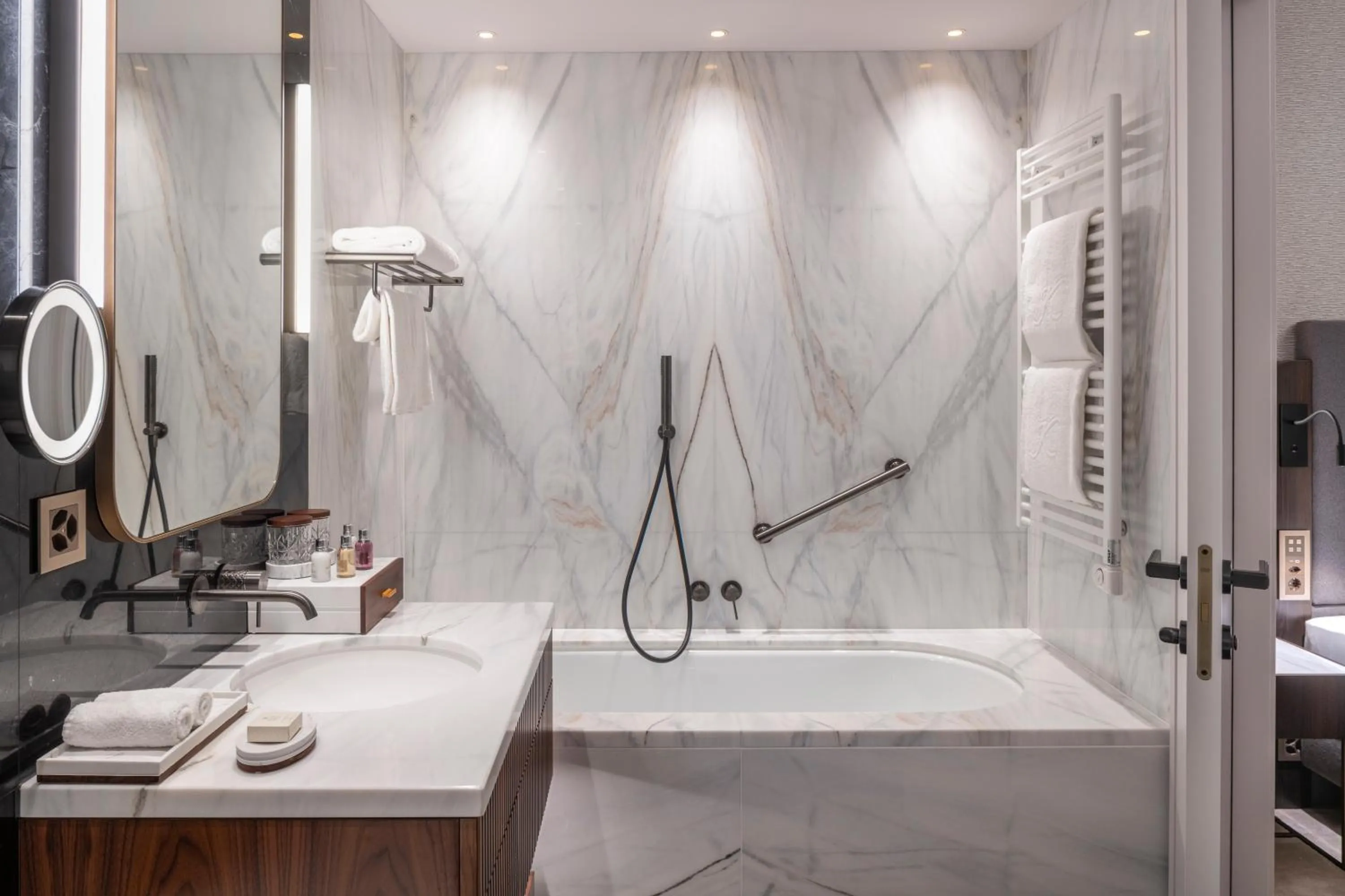 Bathroom in Grand Hotel des Bains Kempinski