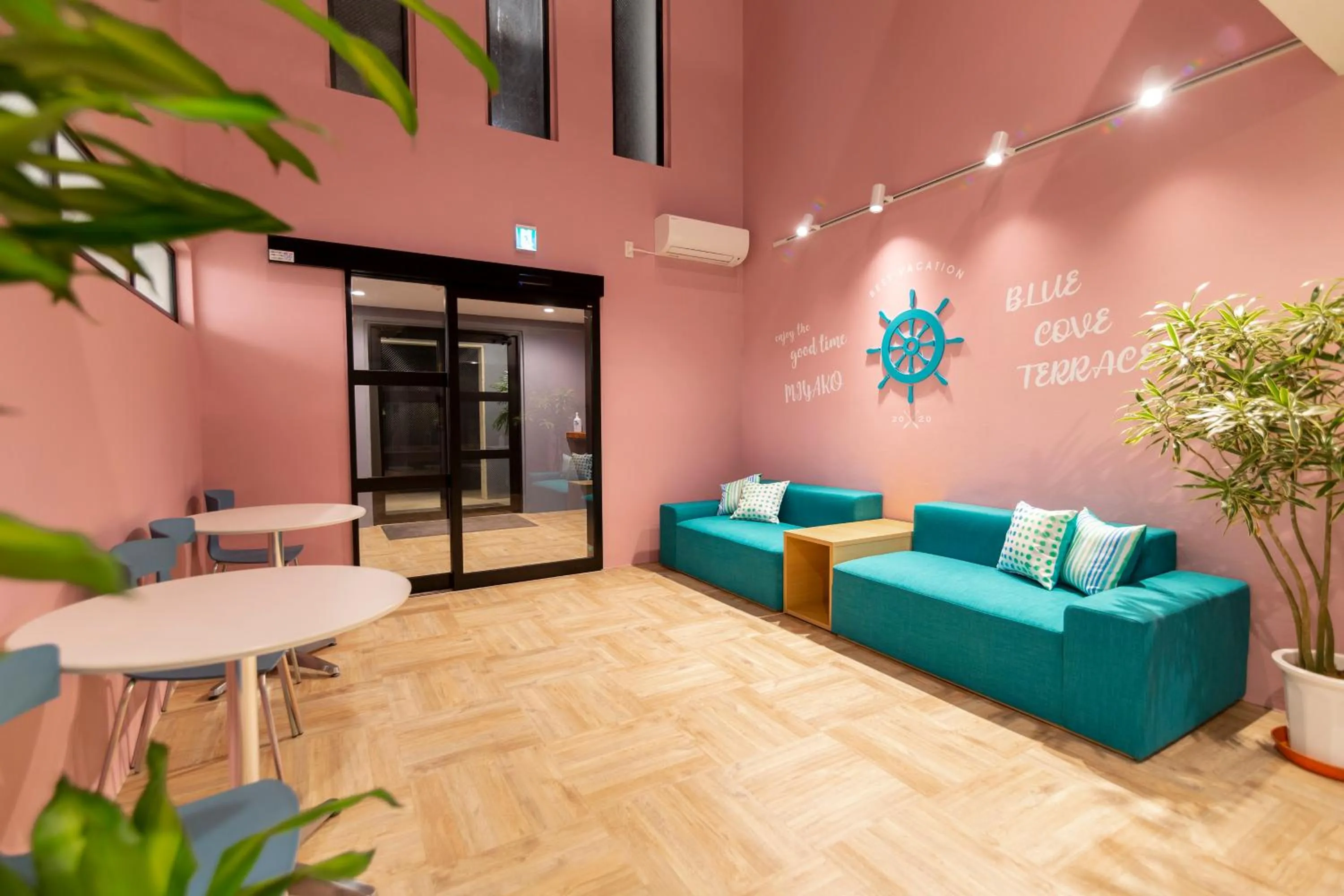 Lobby or reception in Blue Cove Terrace