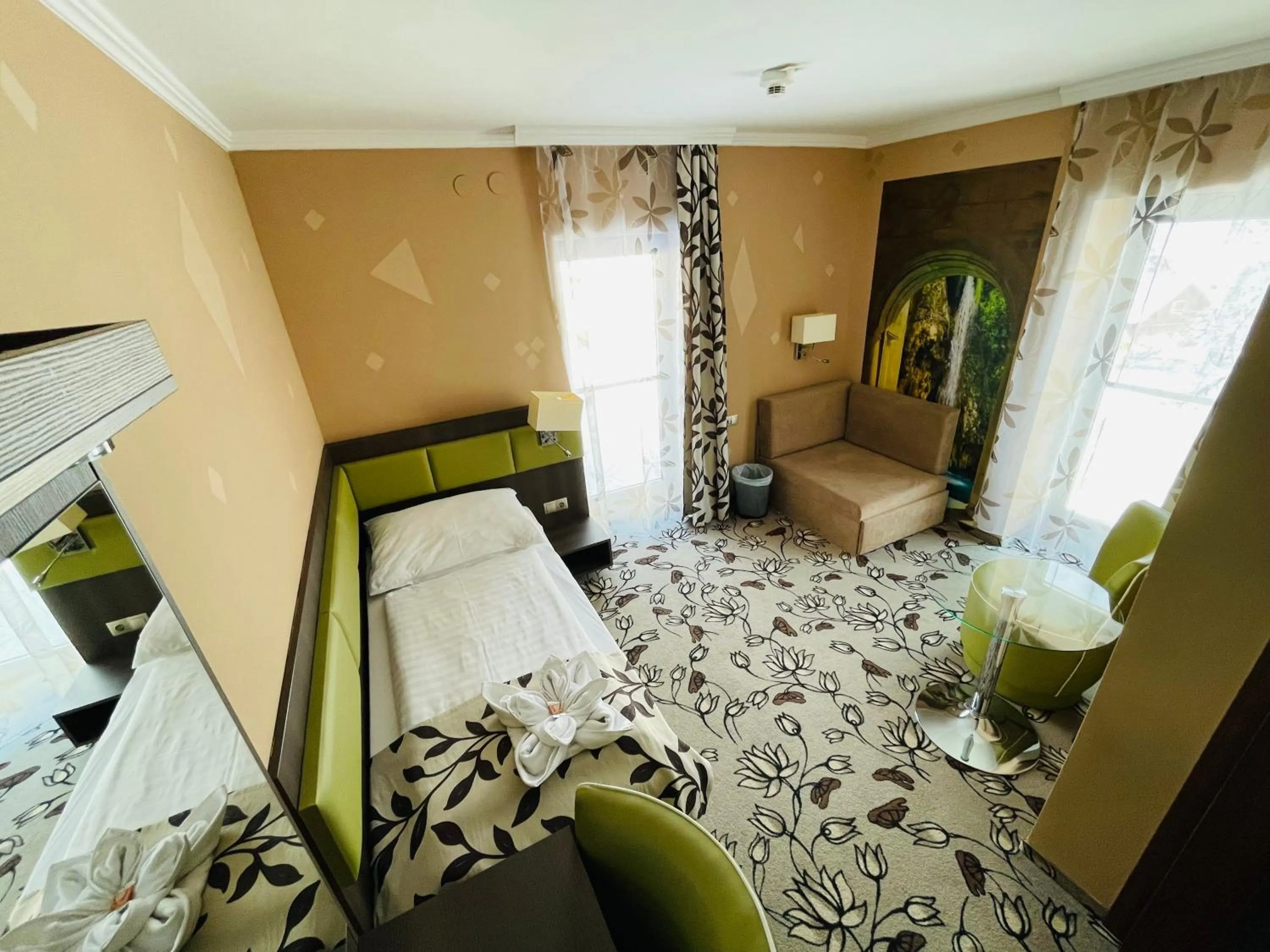 Bedroom, Bed in Hotel Pruggererhof