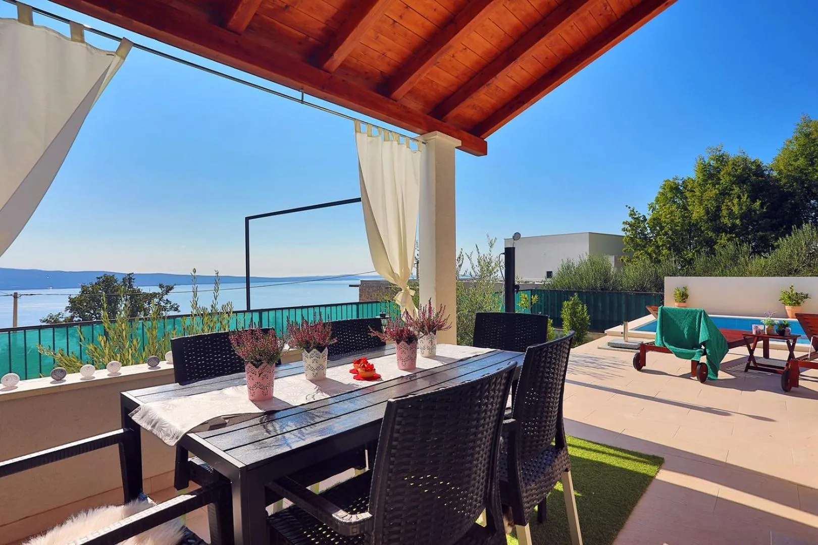 Seaview Villa Lemaro, a 2 bedroom villa with 28 sqm private pool in Krilo Jesenice