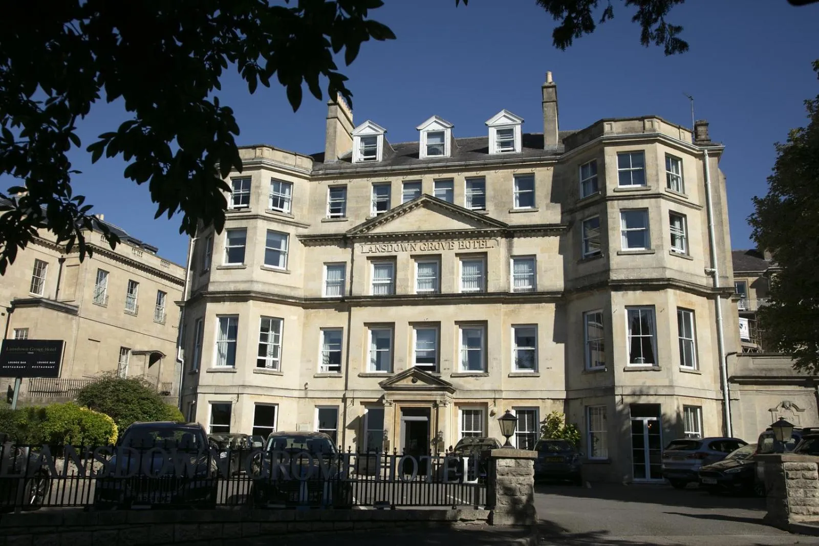 Facade/entrance in Lansdown Grove Hotel