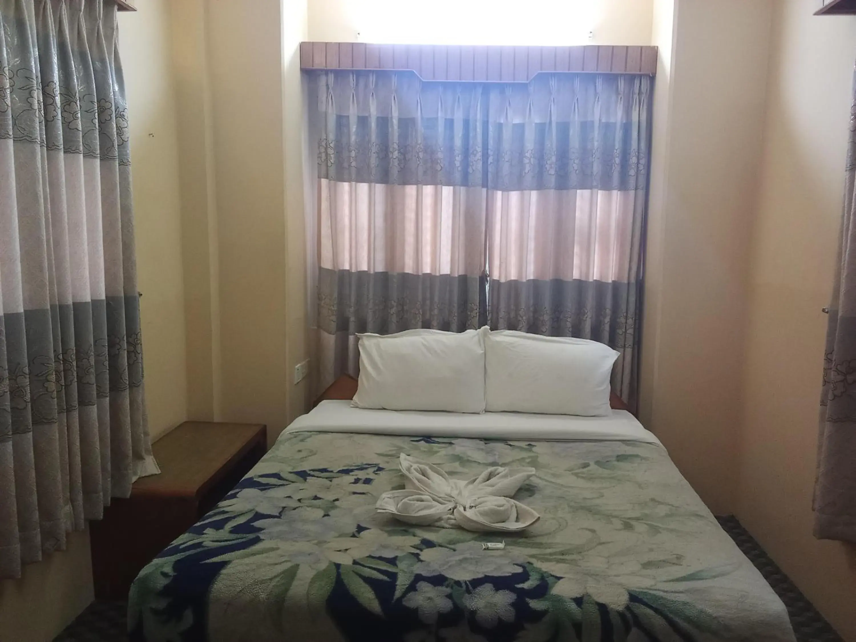 Budget Double Room in Hotel Celestyinn Budget Double Room in Hotel Celestyinn
