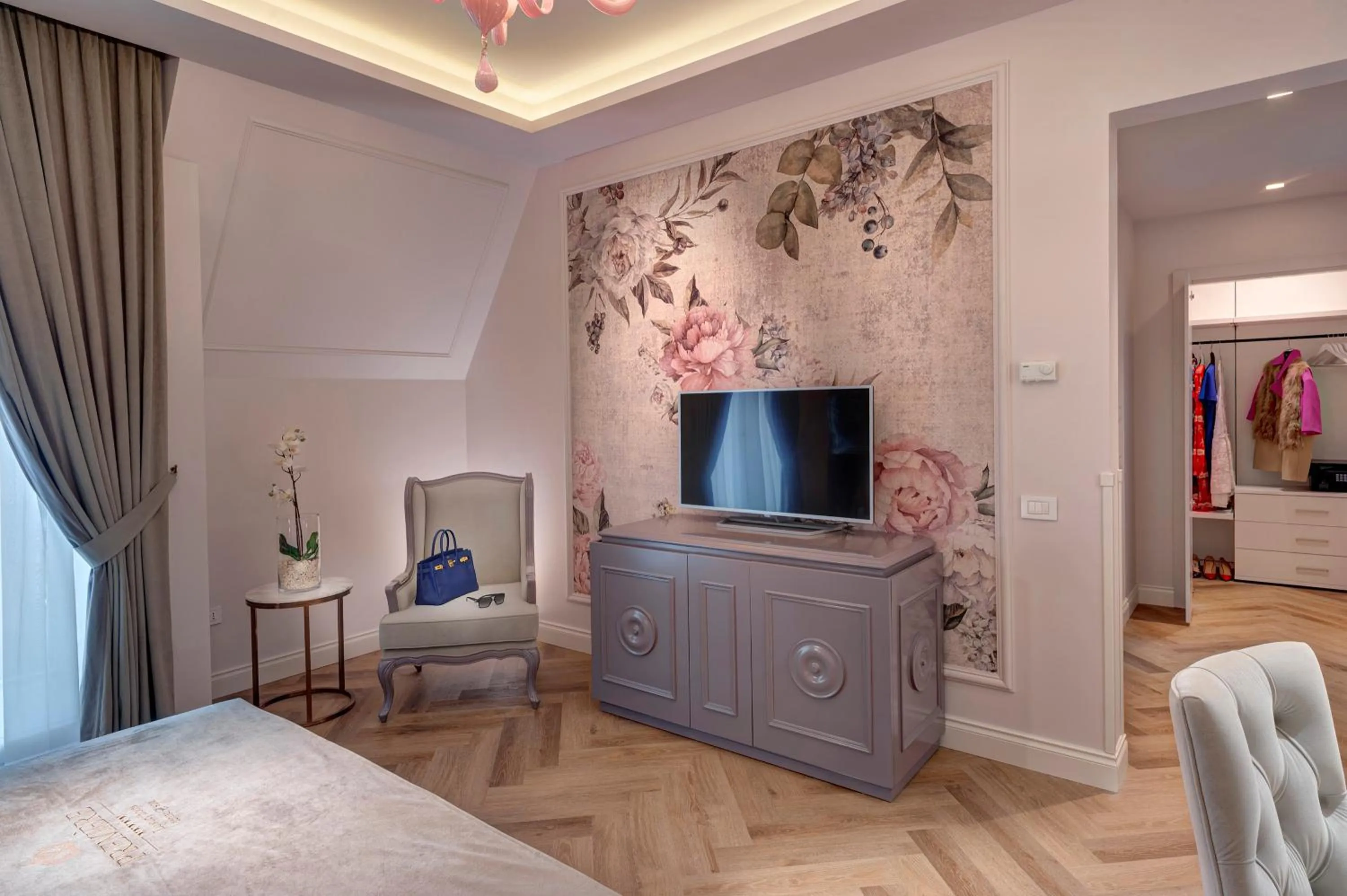 Communal lounge/ TV room, Bed in Hotel Premiere Abano