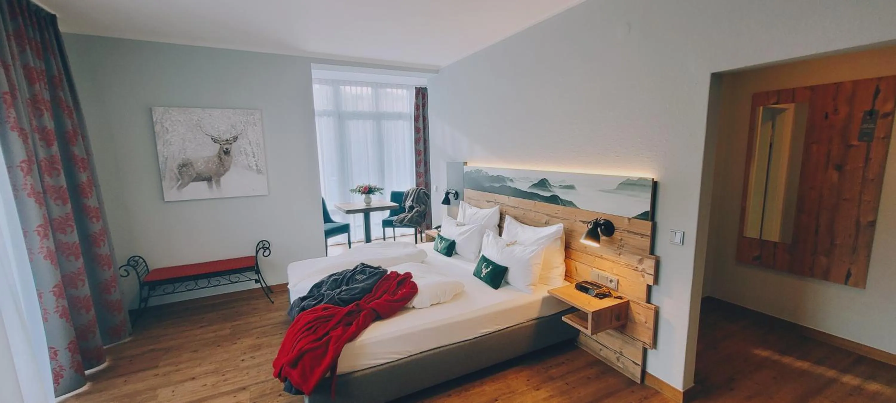 Photo of the whole room, Bed in Das Johannesbad - DAS MEDICAL SPA & VITAL REFUGIUM