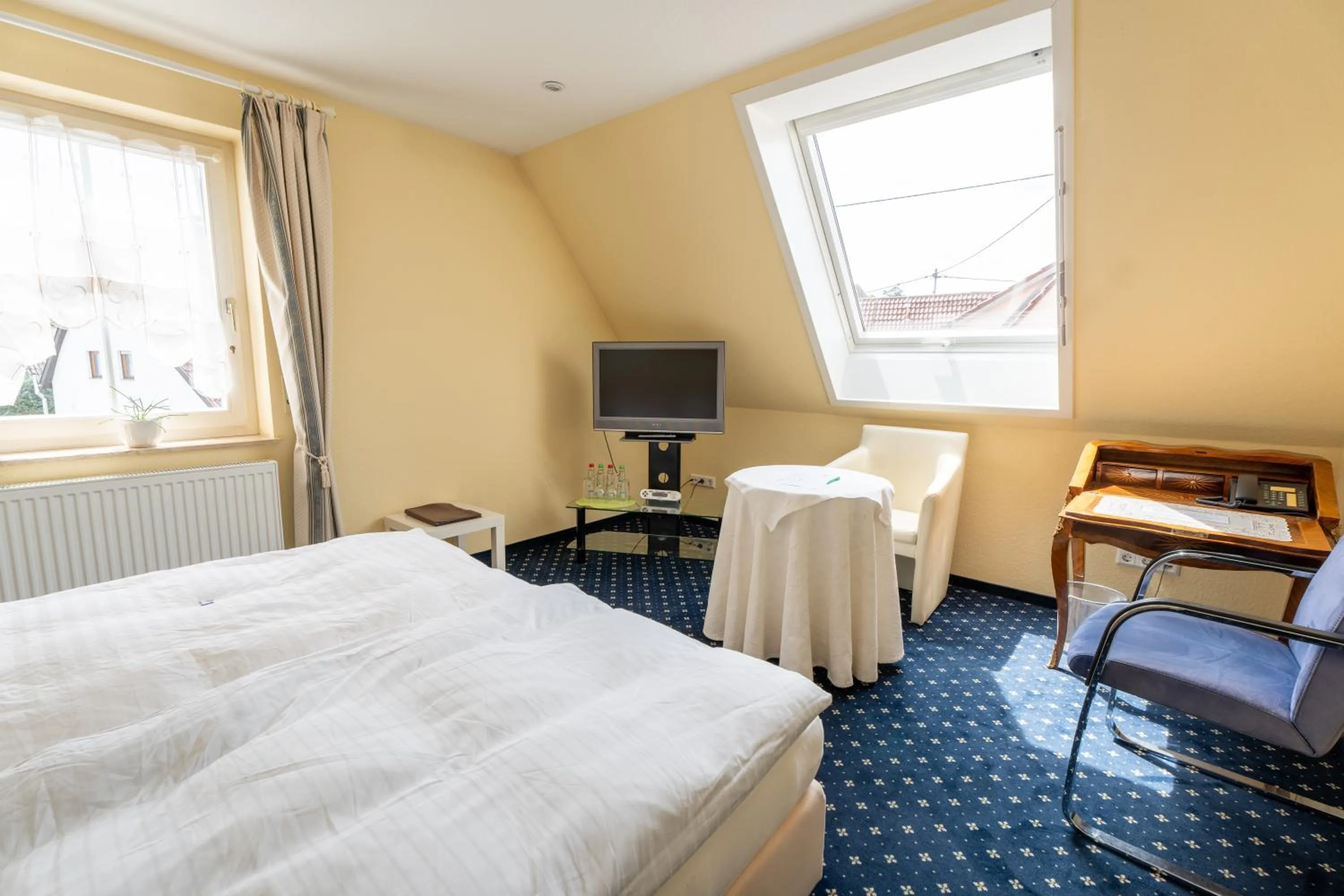 Photo of the whole room, Bed in Hotel - Restaurant Traube