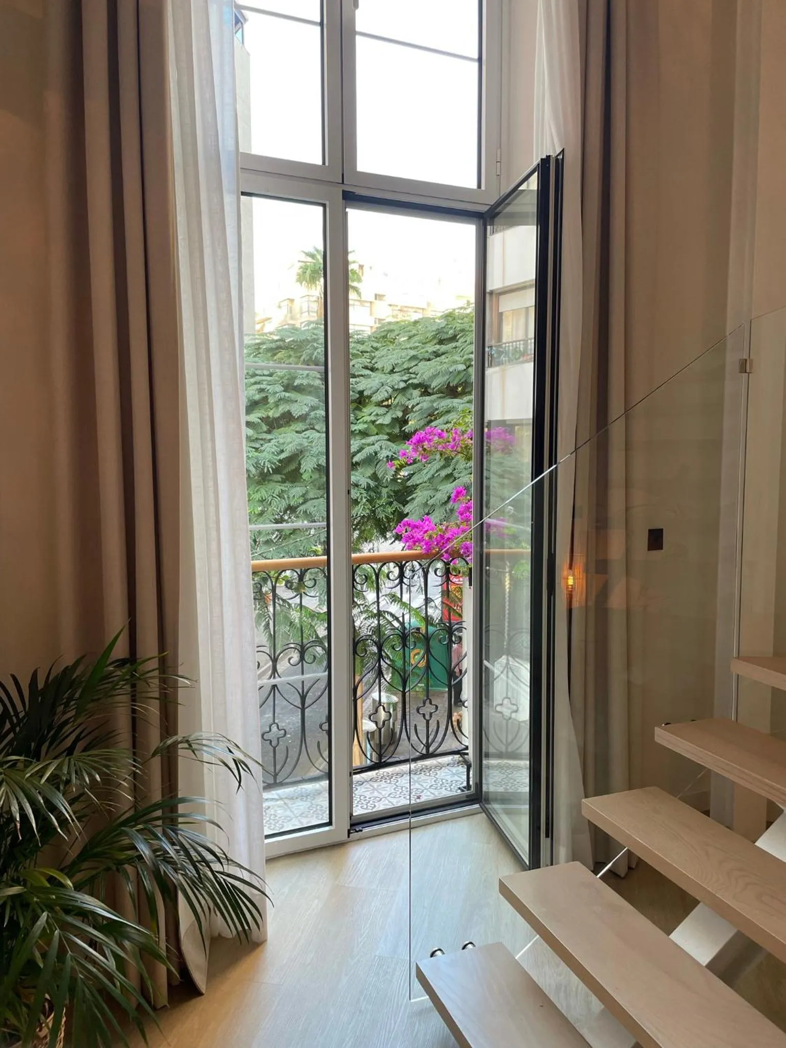 Balcony/Terrace in Hotel Emblemático Hi Suites