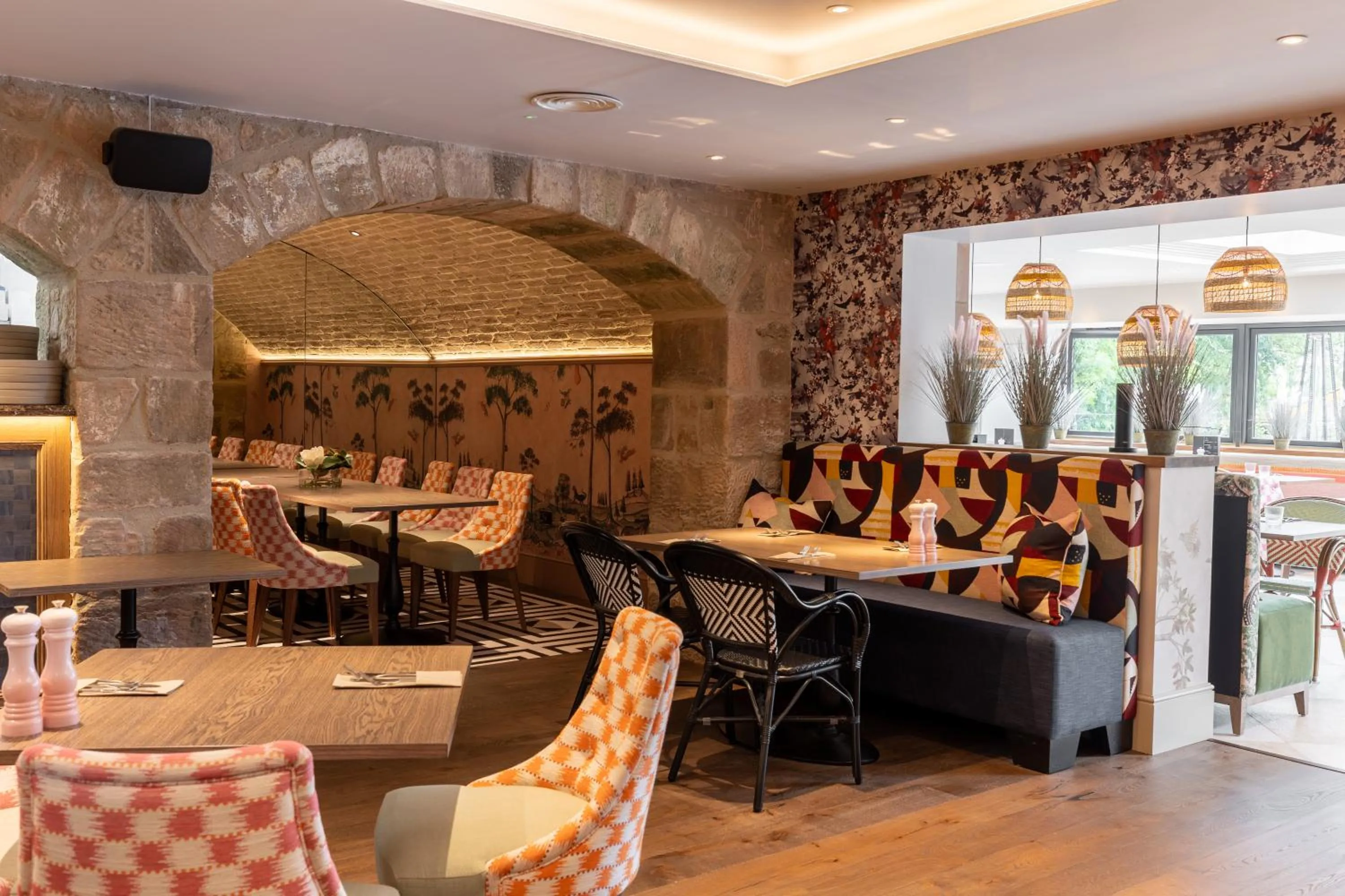 Restaurant/places to eat in The Tempus at Charlton Hall Estate