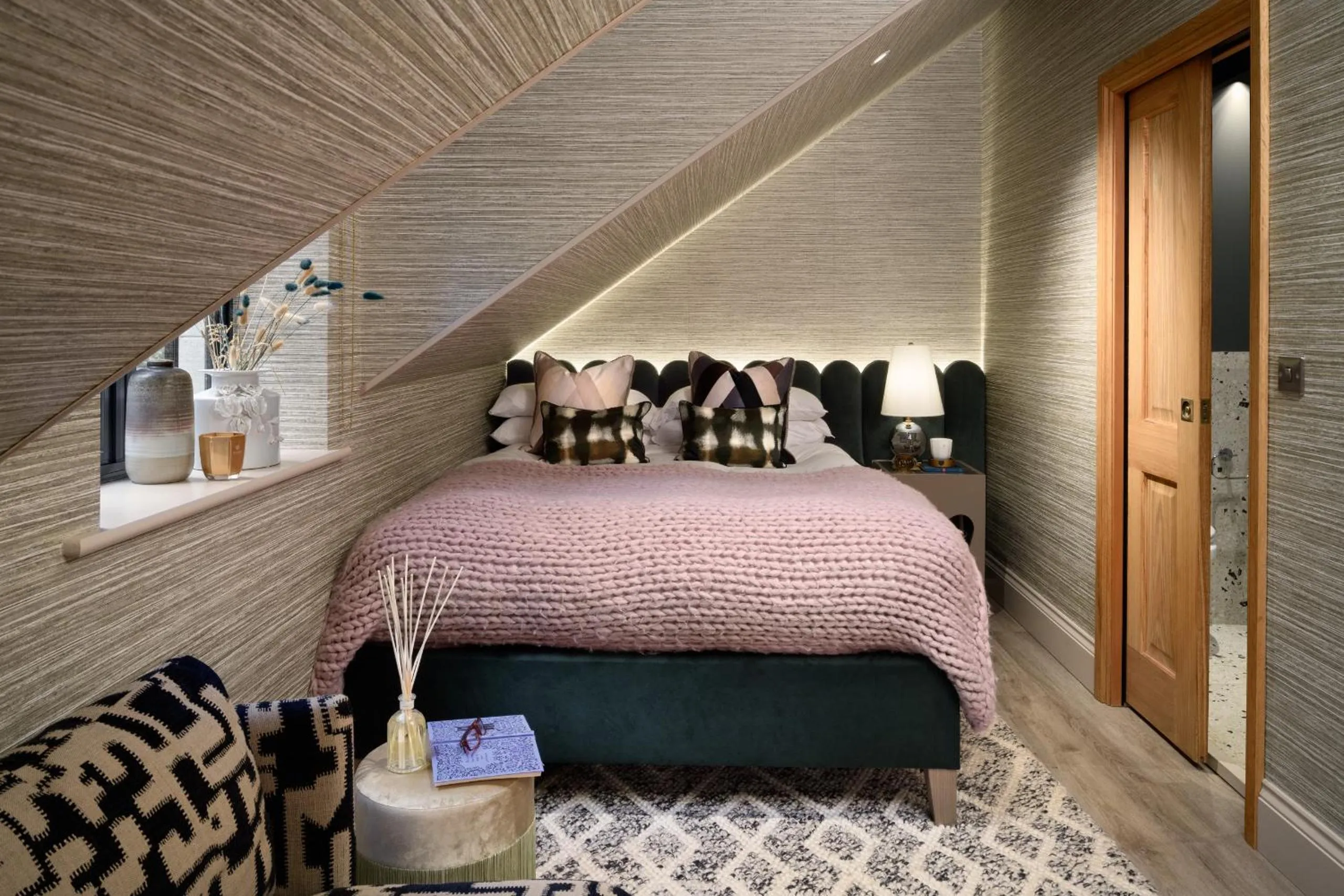 Bedroom, Bed in The Tempus at Charlton Hall Estate