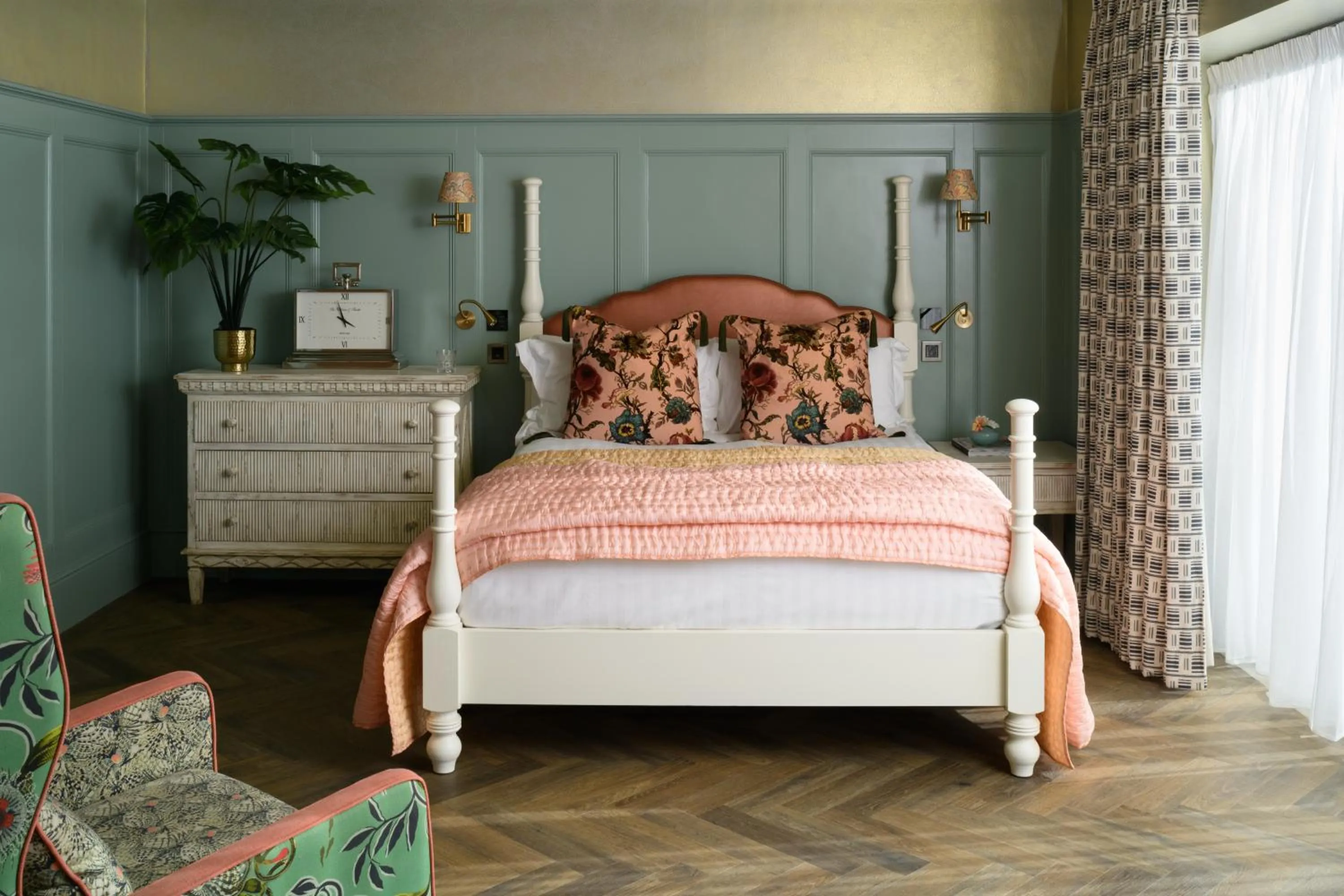 Bedroom, Bed in The Tempus at Charlton Hall Estate