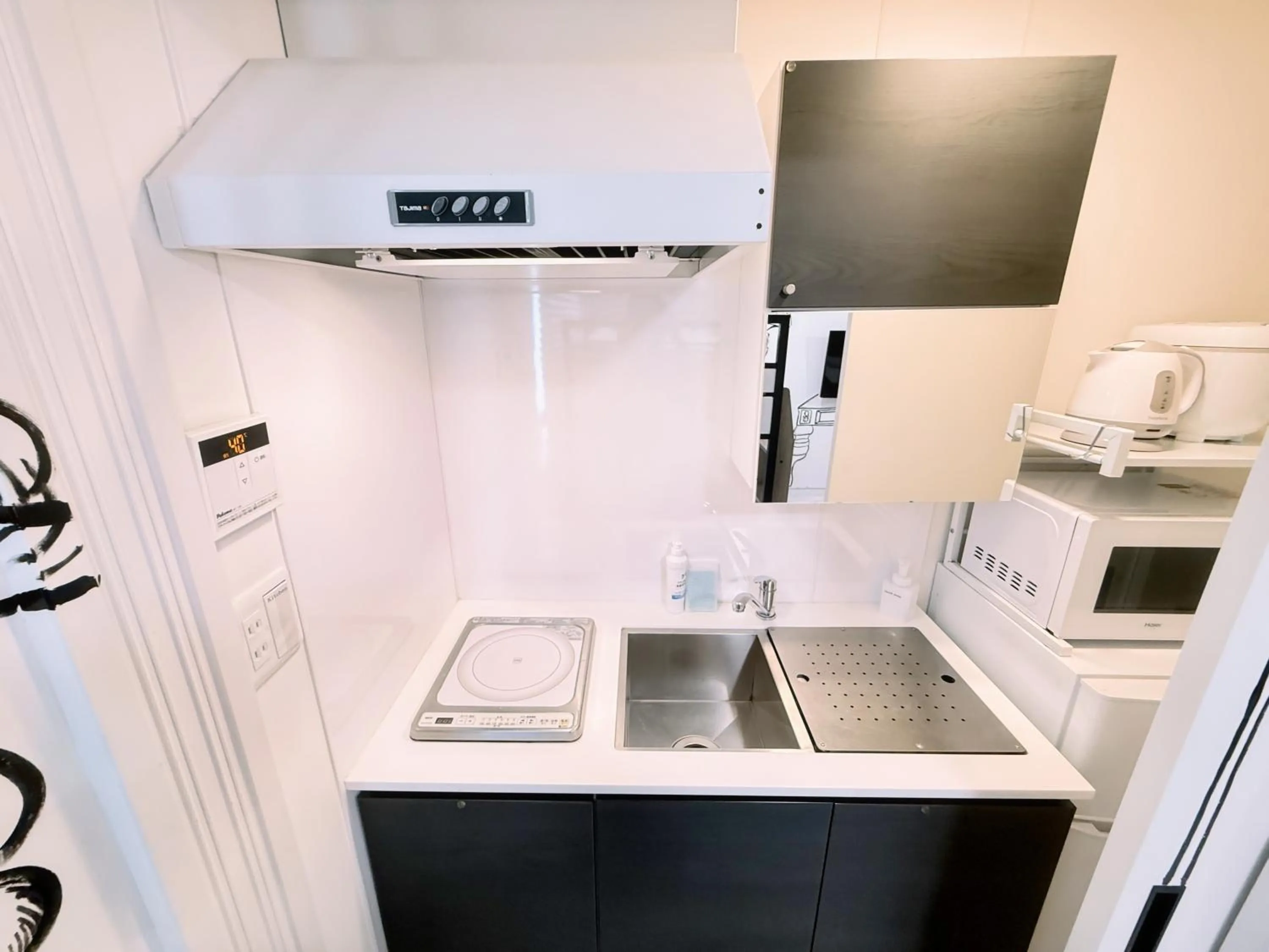 Kitchen or kitchenette in Eternity APARTMENT HOTEL SHINAGAWA