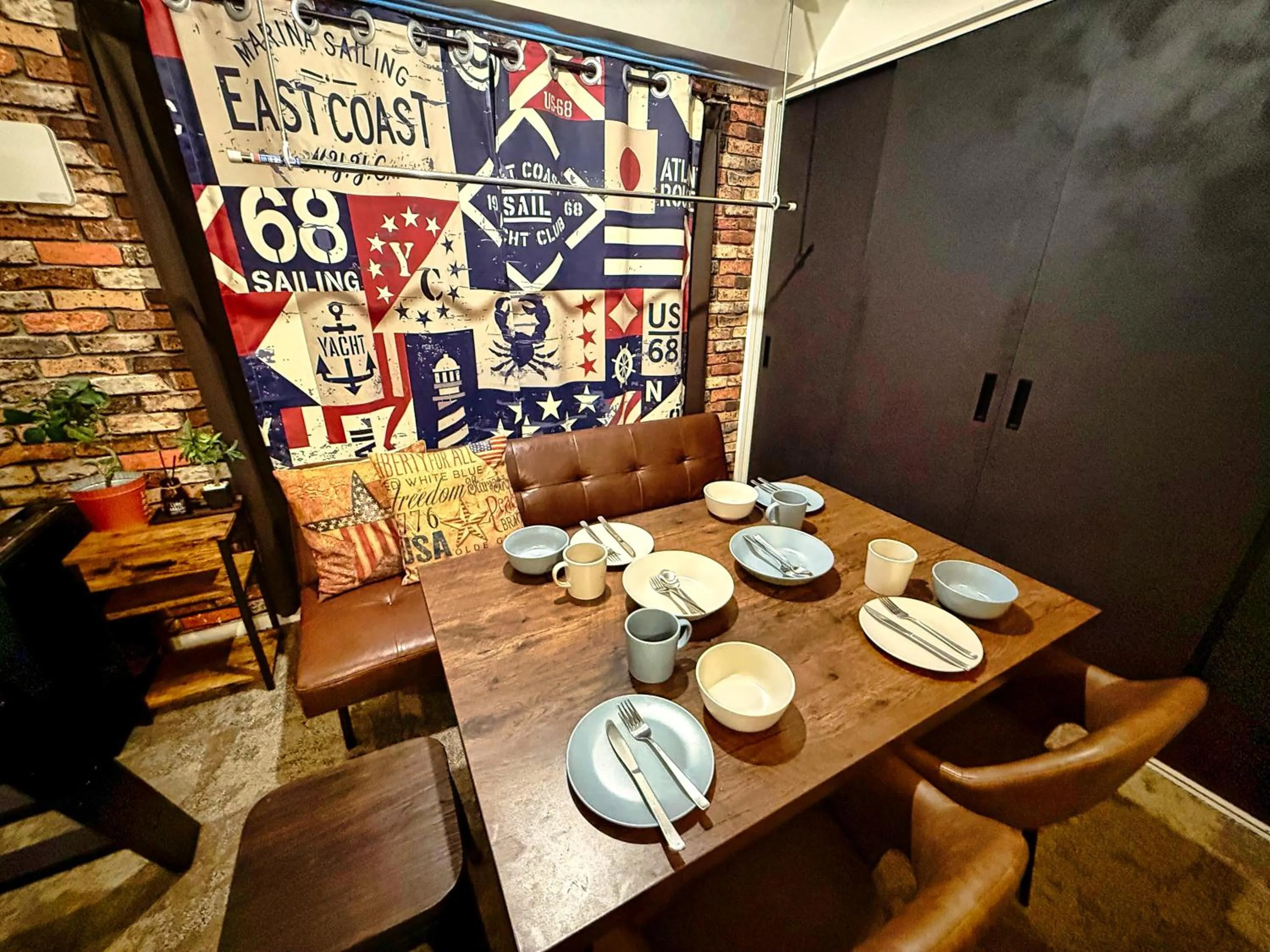 Dining area in Eternity APARTMENT HOTEL SHINAGAWA