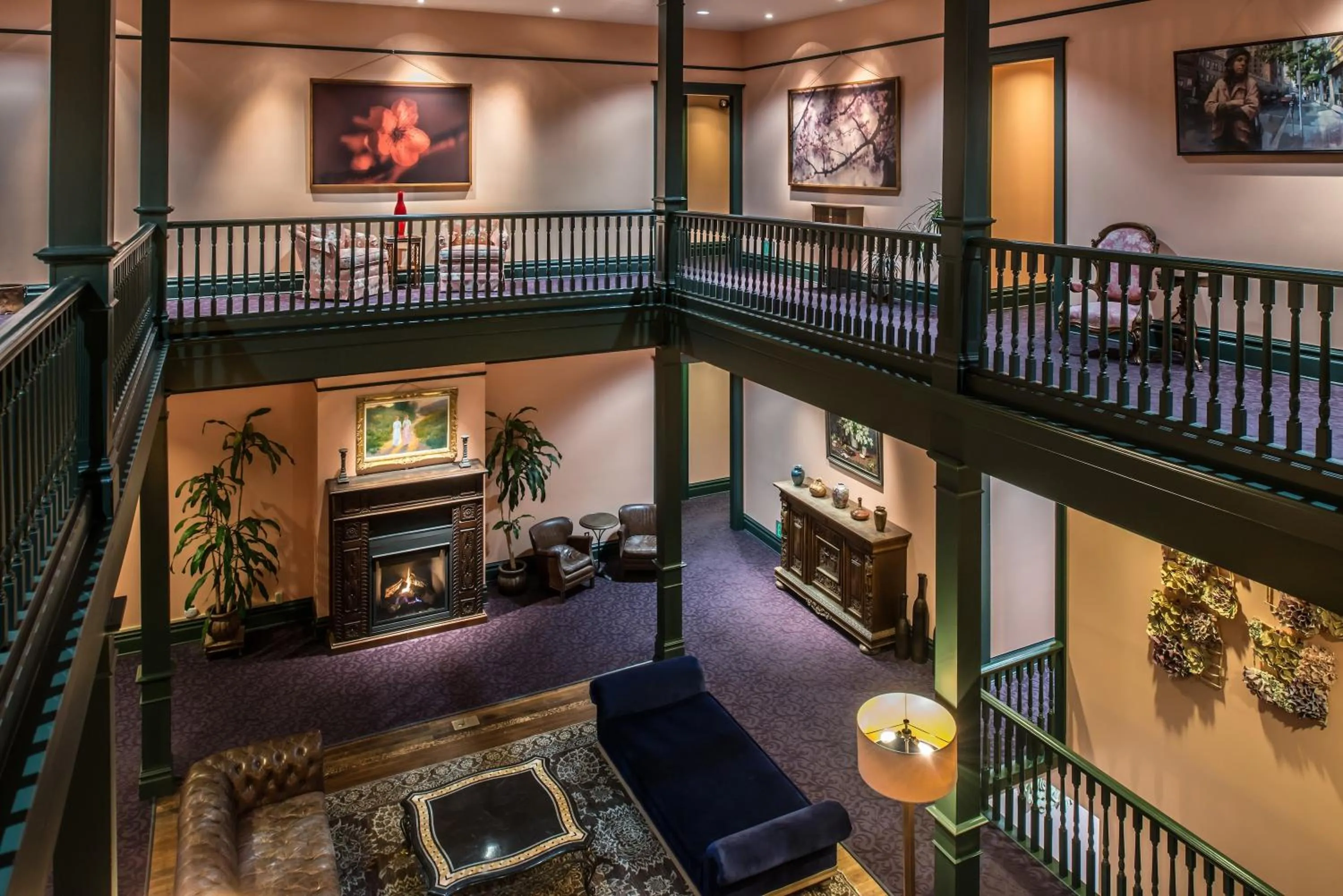 Seating area in Montvale Hotel