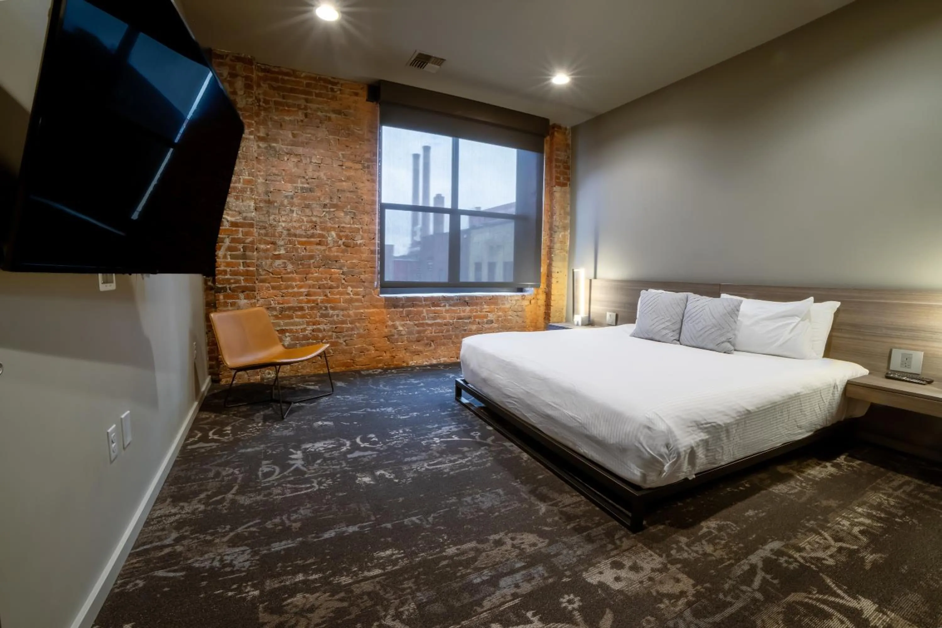 Bed in Montvale Hotel