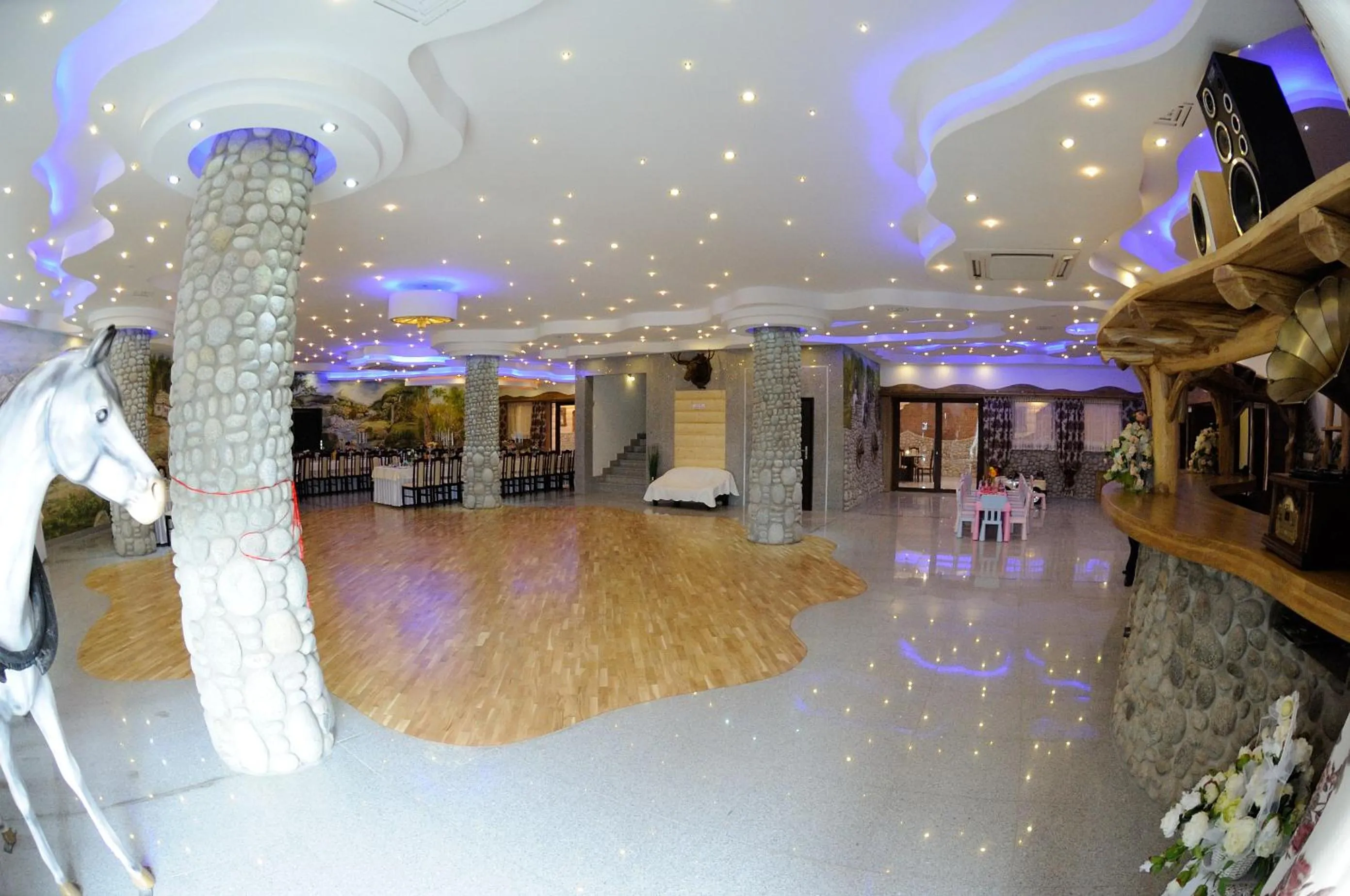 Lobby or reception in Prymus