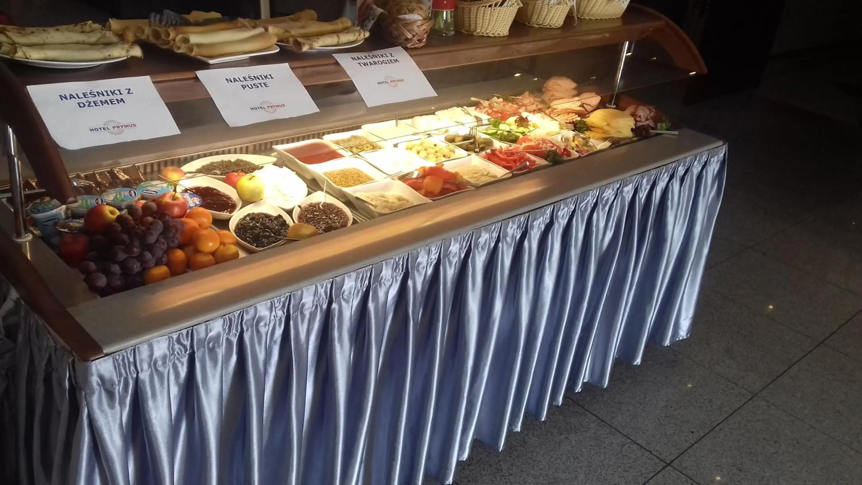 Buffet breakfast in Prymus