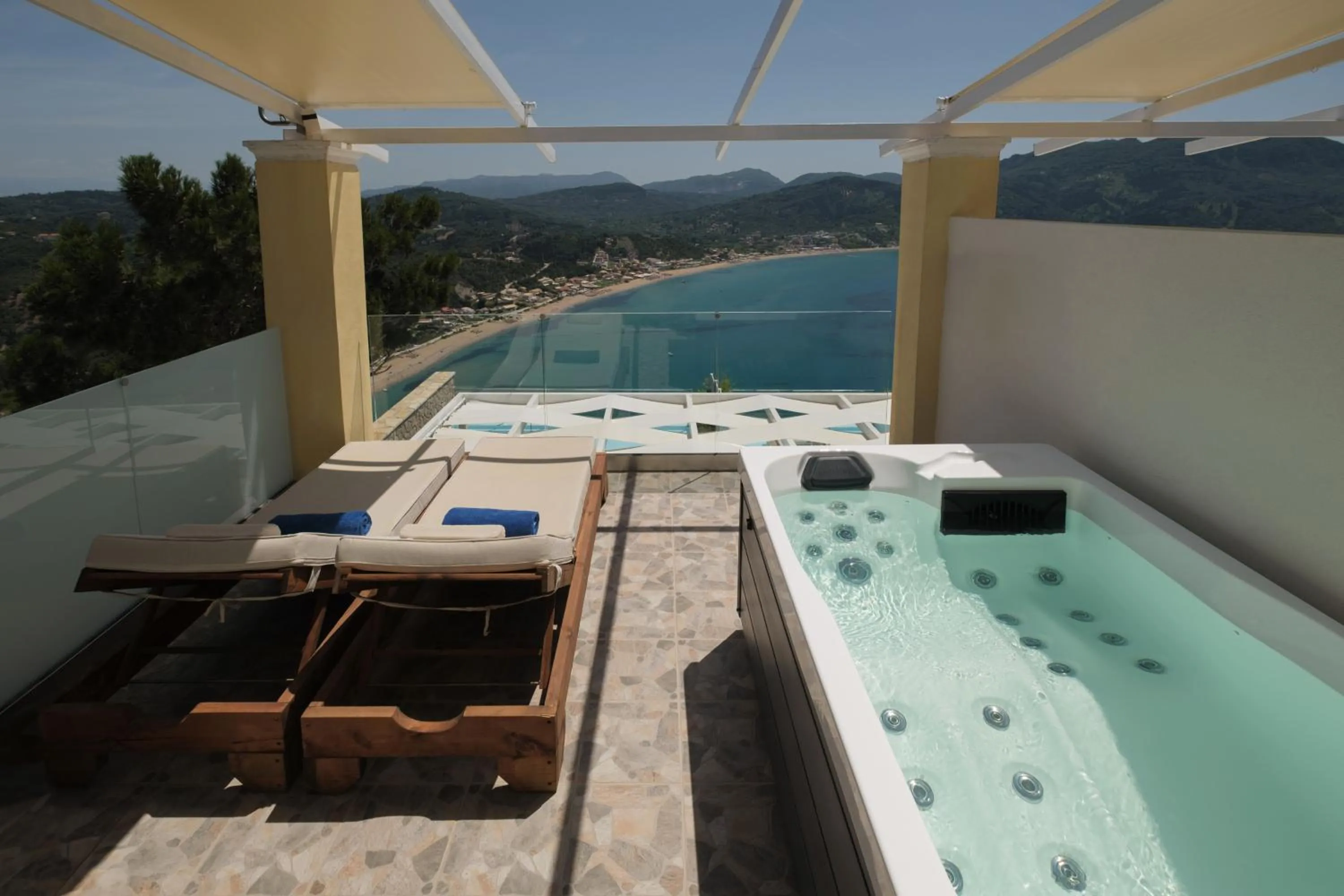 Balcony/Terrace in Zeus Throne Suites