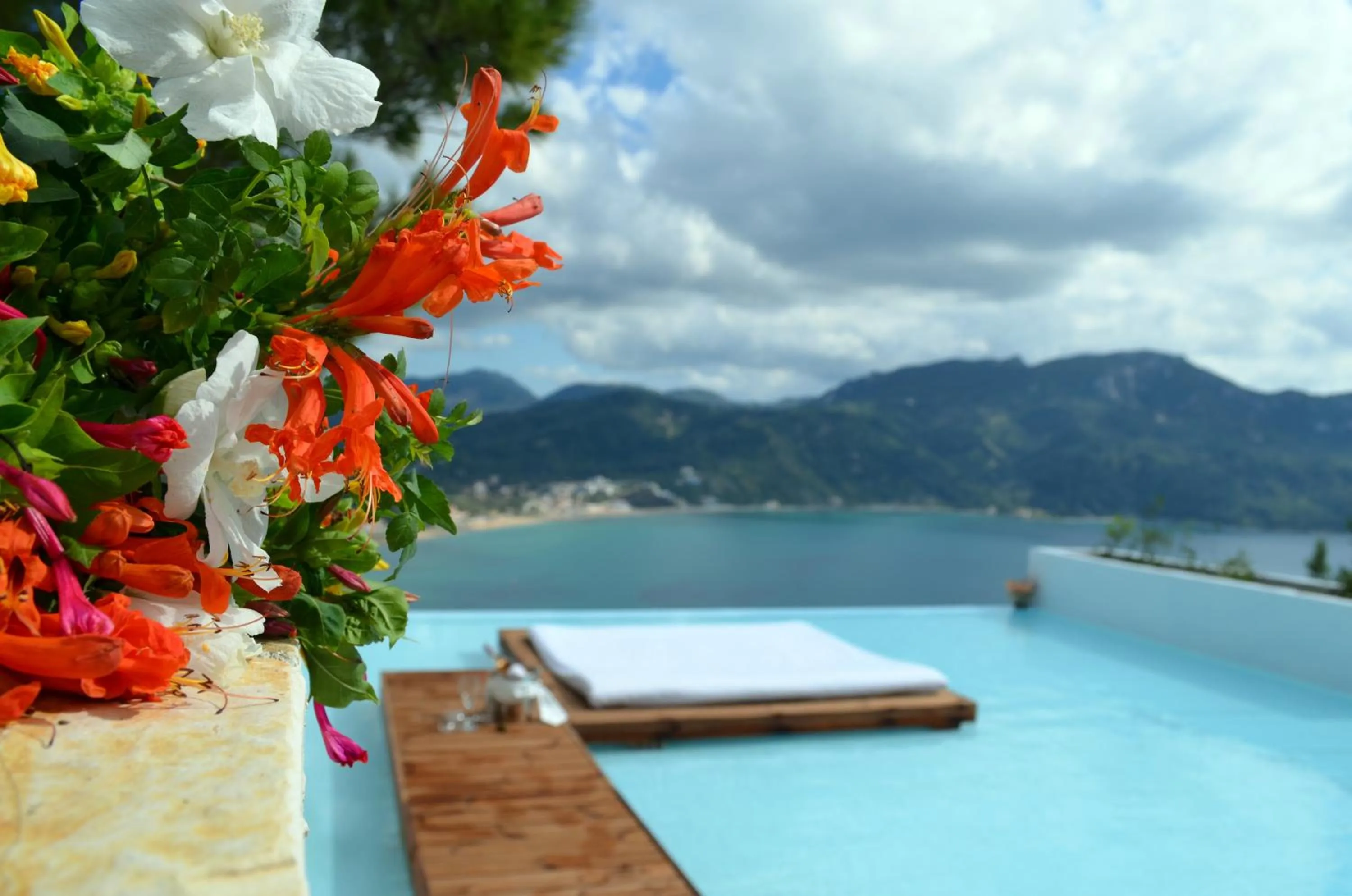 Pool view in Zeus Throne Suites