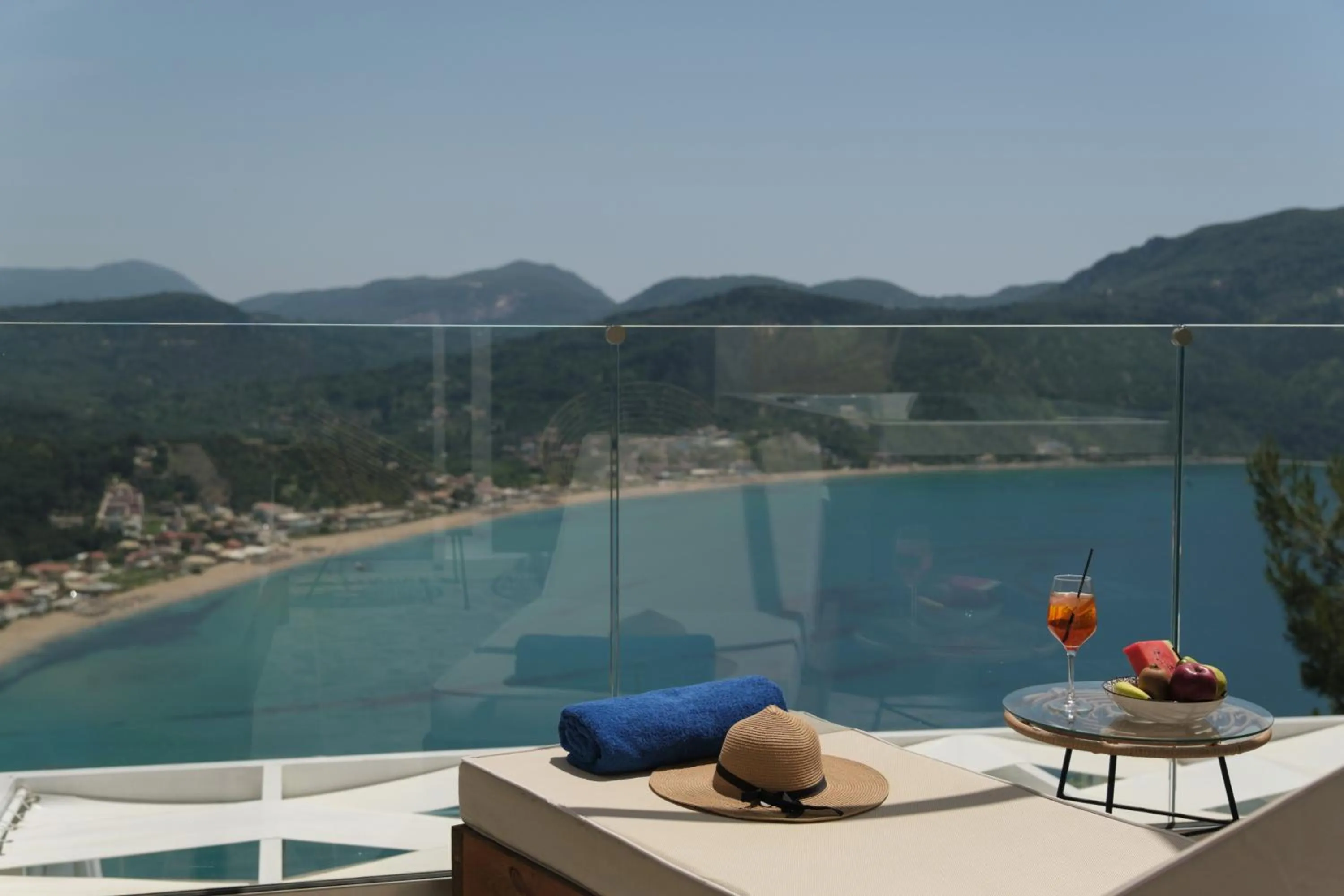 Location in Zeus Throne Suites