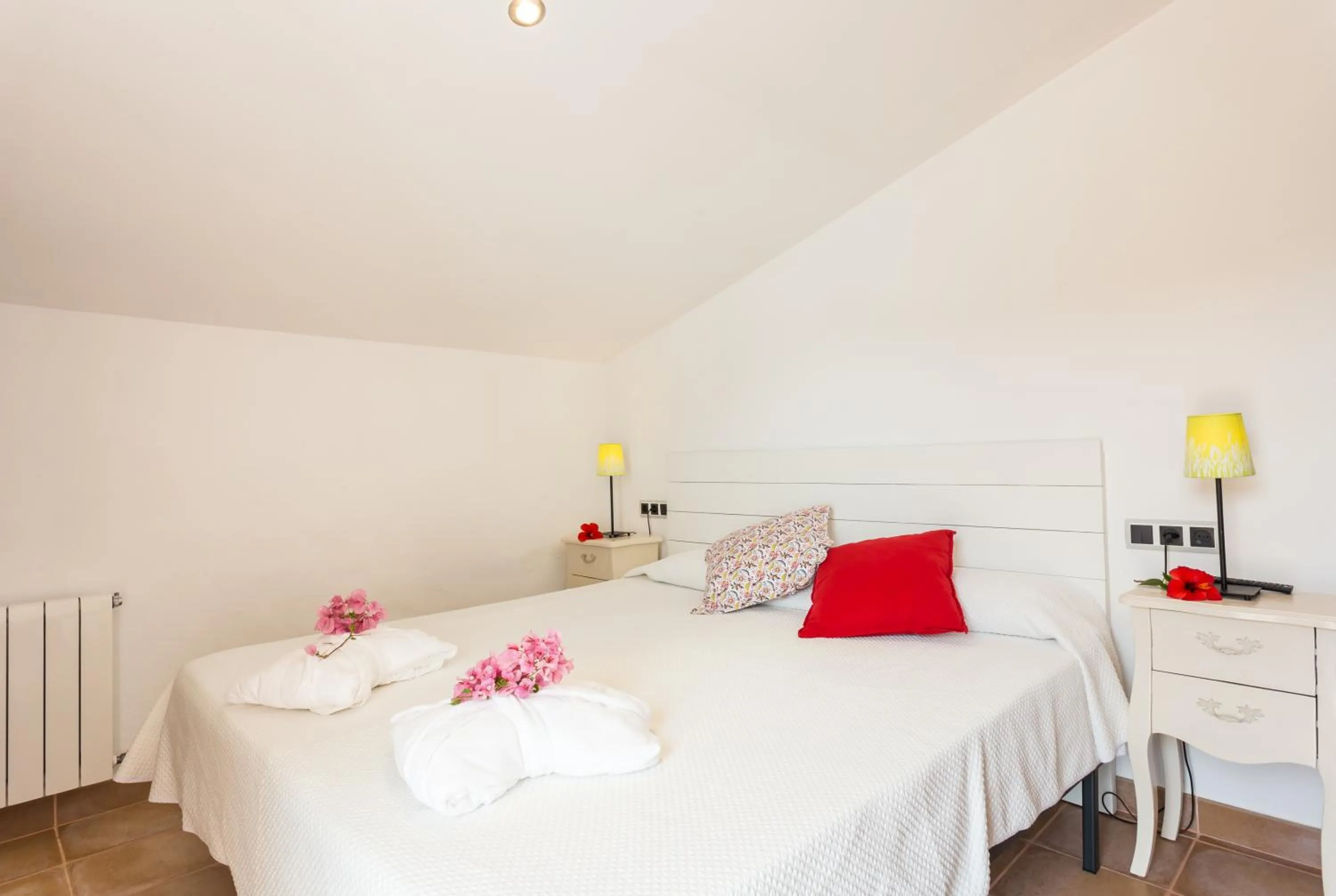 Photo of the whole room, Bed in Finca Son Ametler