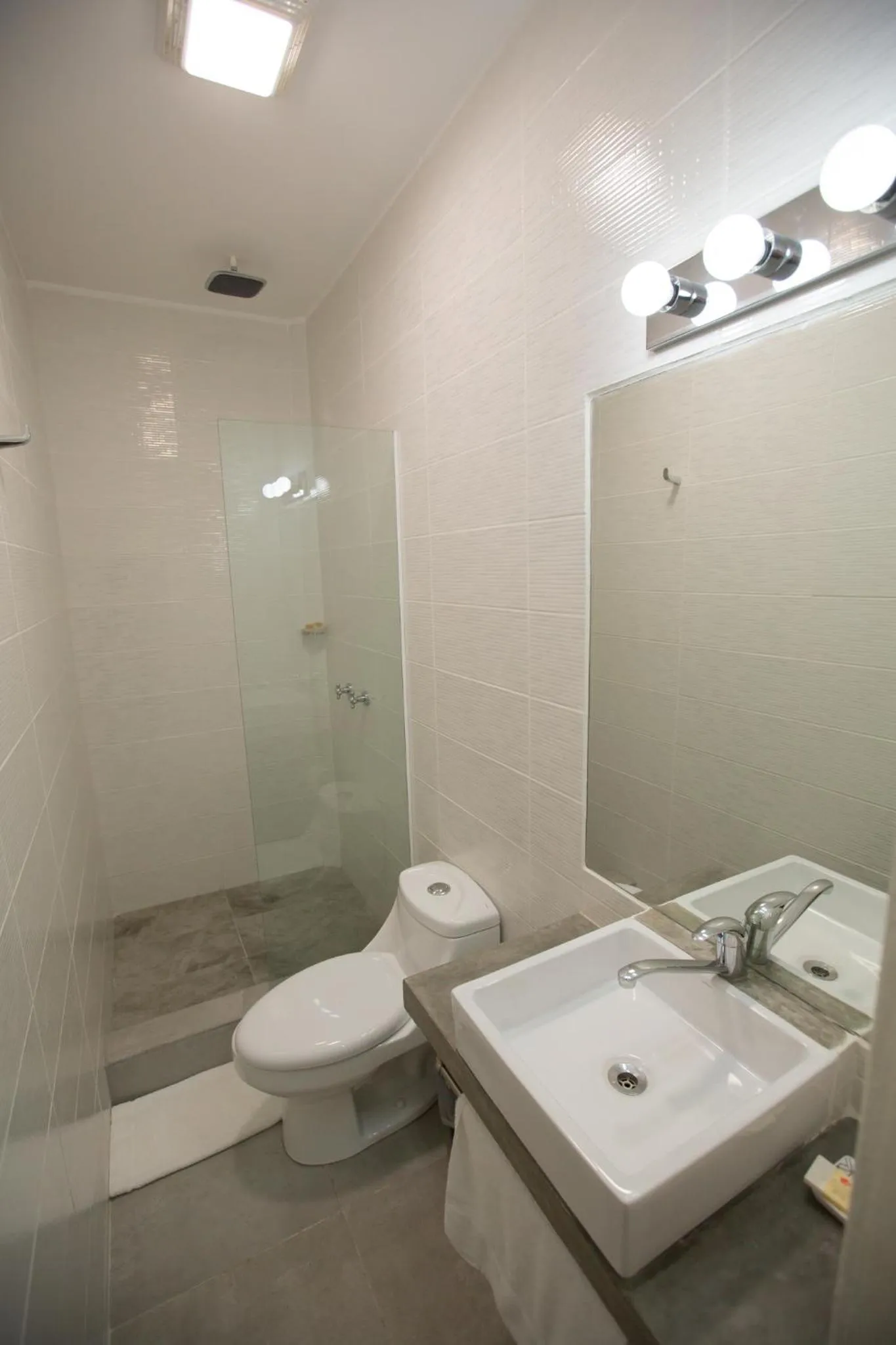 Bathroom in El Caite San Juan del Sur