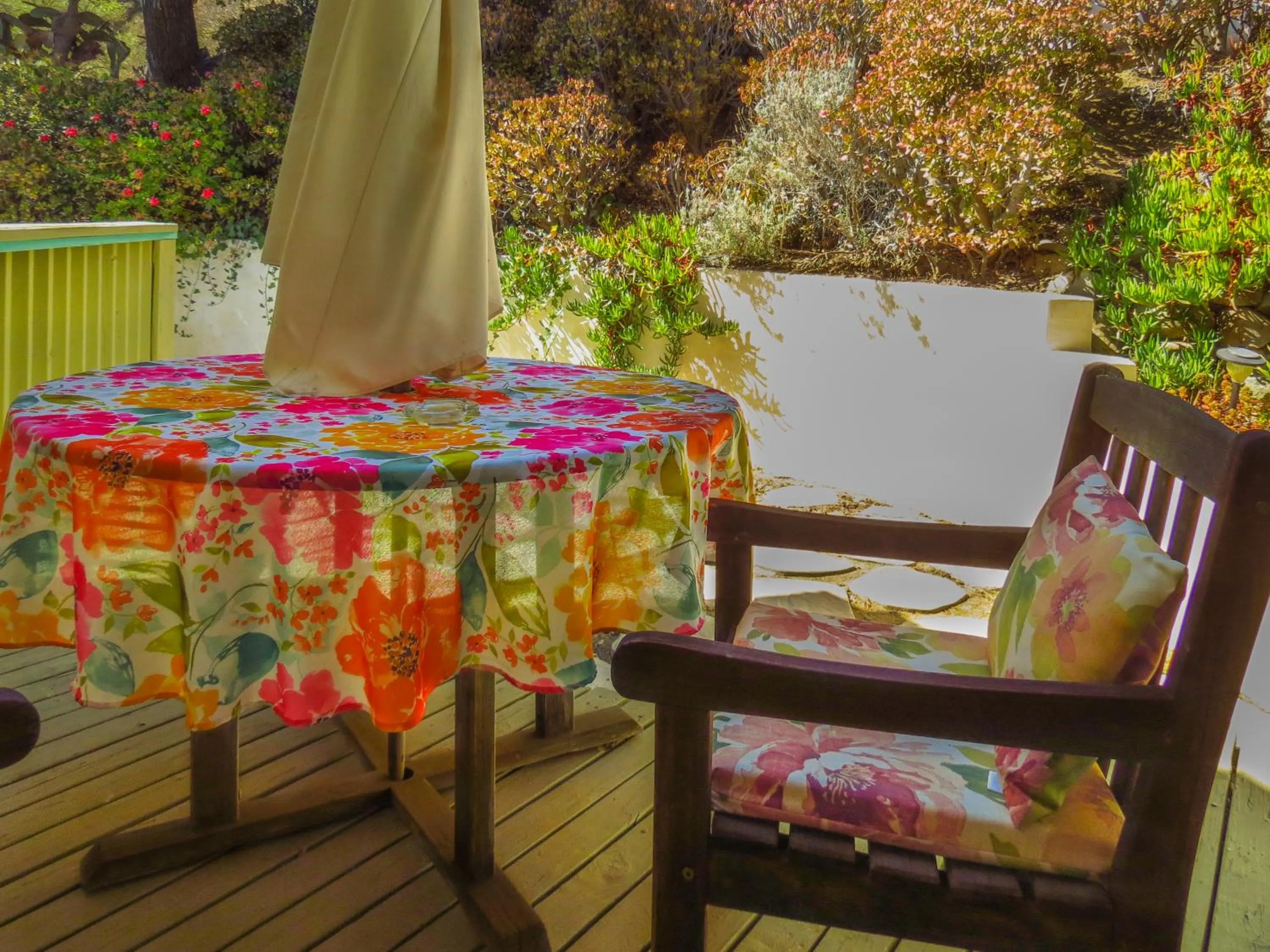 Balcony/Terrace in Topanga Canyon Inn Bed and Breakfast
