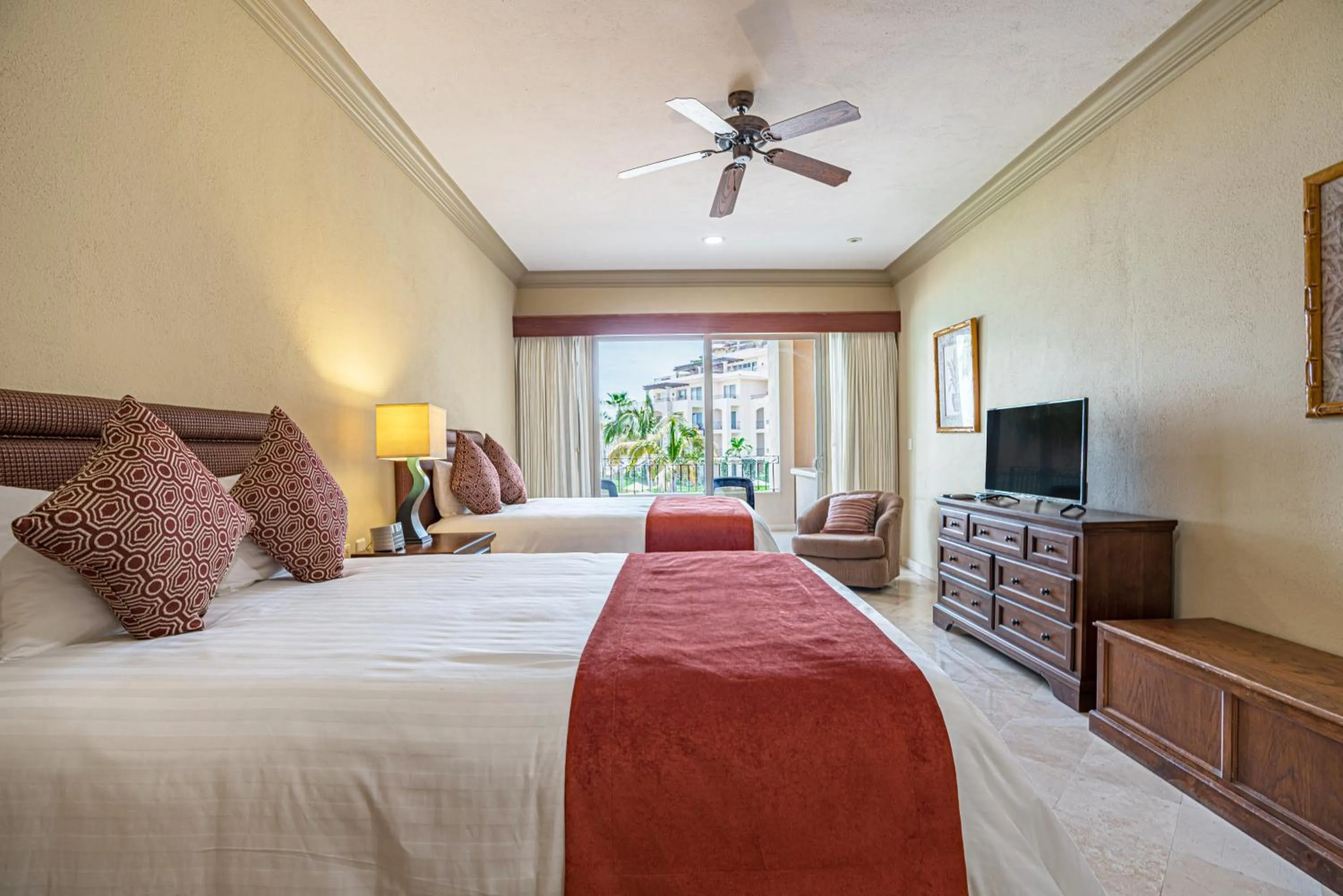 Bedroom, Bed in Villa La Estancia - Medano Beach Villas