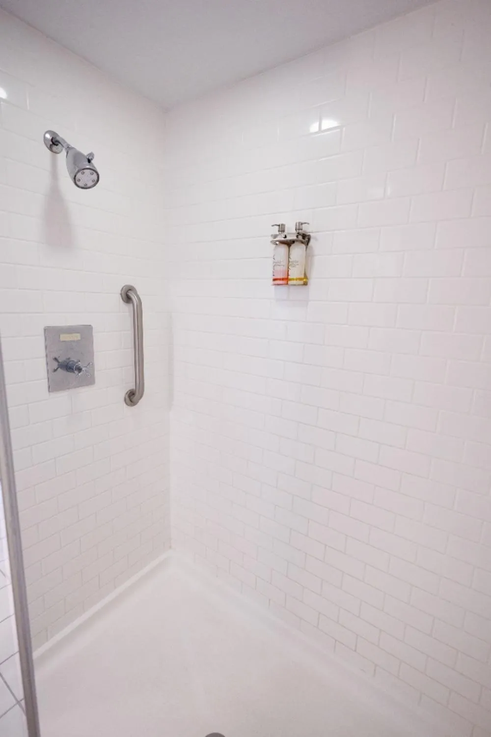 Bathroom in SEVEN Sebring Raceway Hotel
