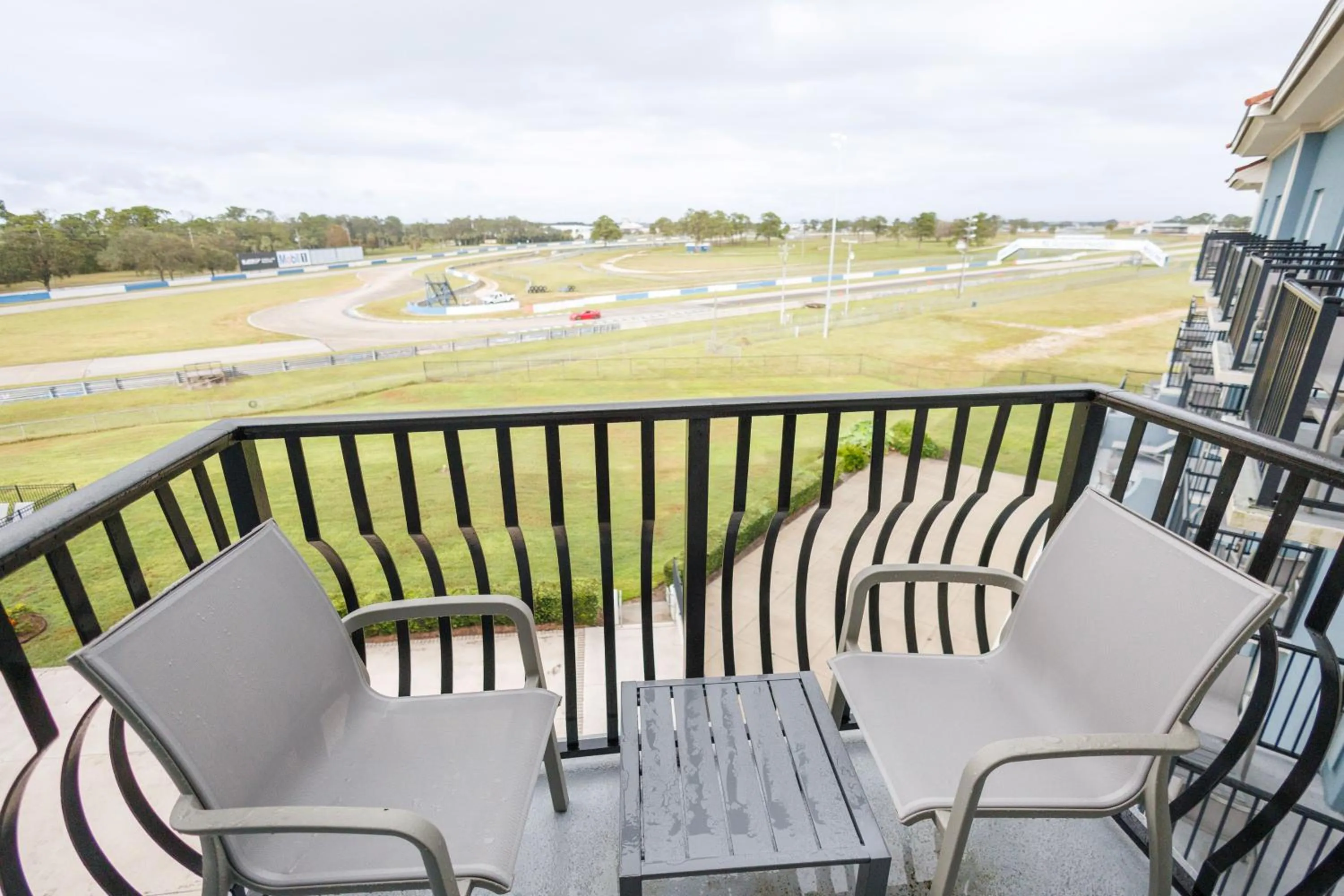 Patio in SEVEN Sebring Raceway Hotel
