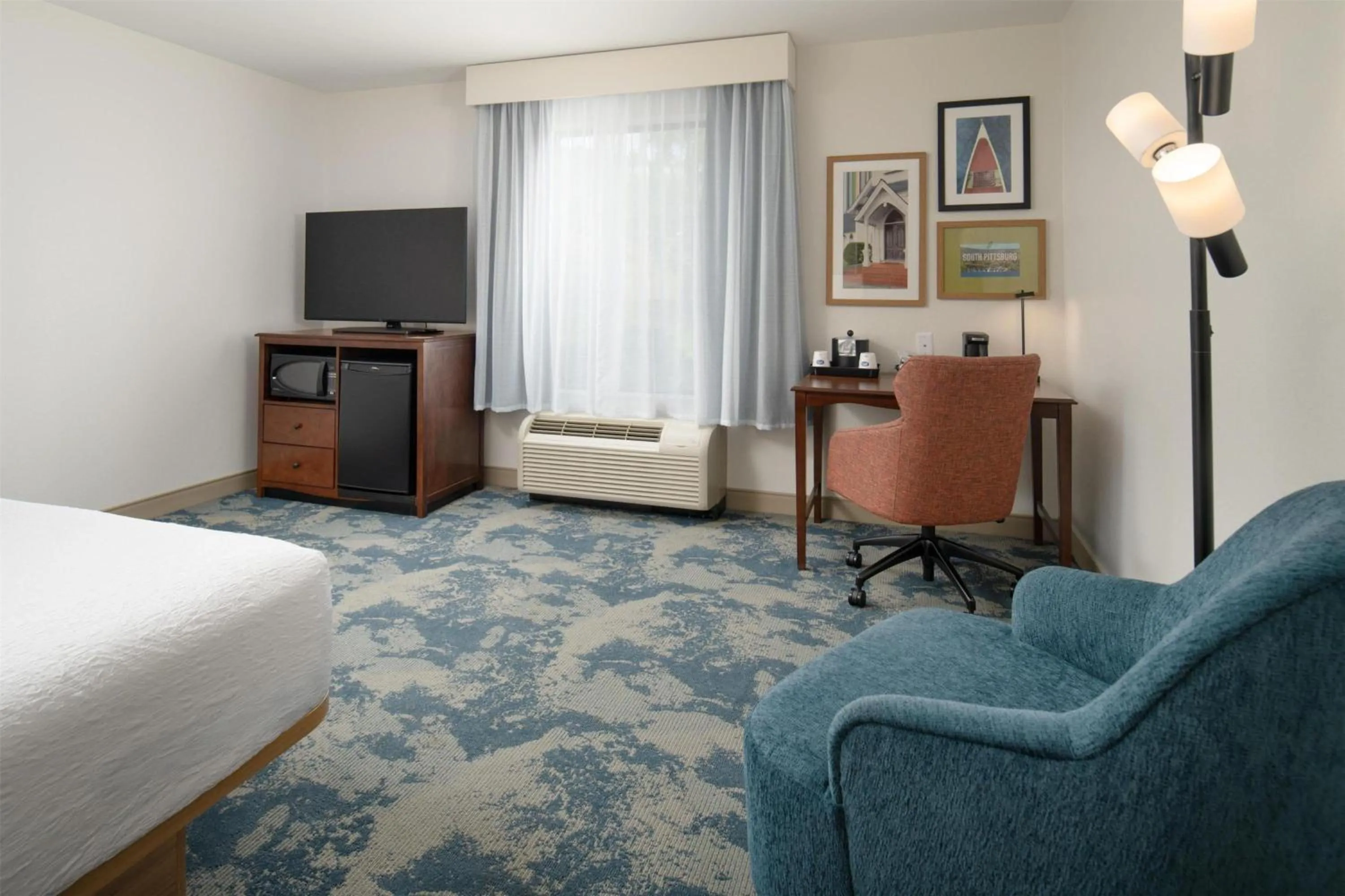 Bed in Hampton Inn Kimball