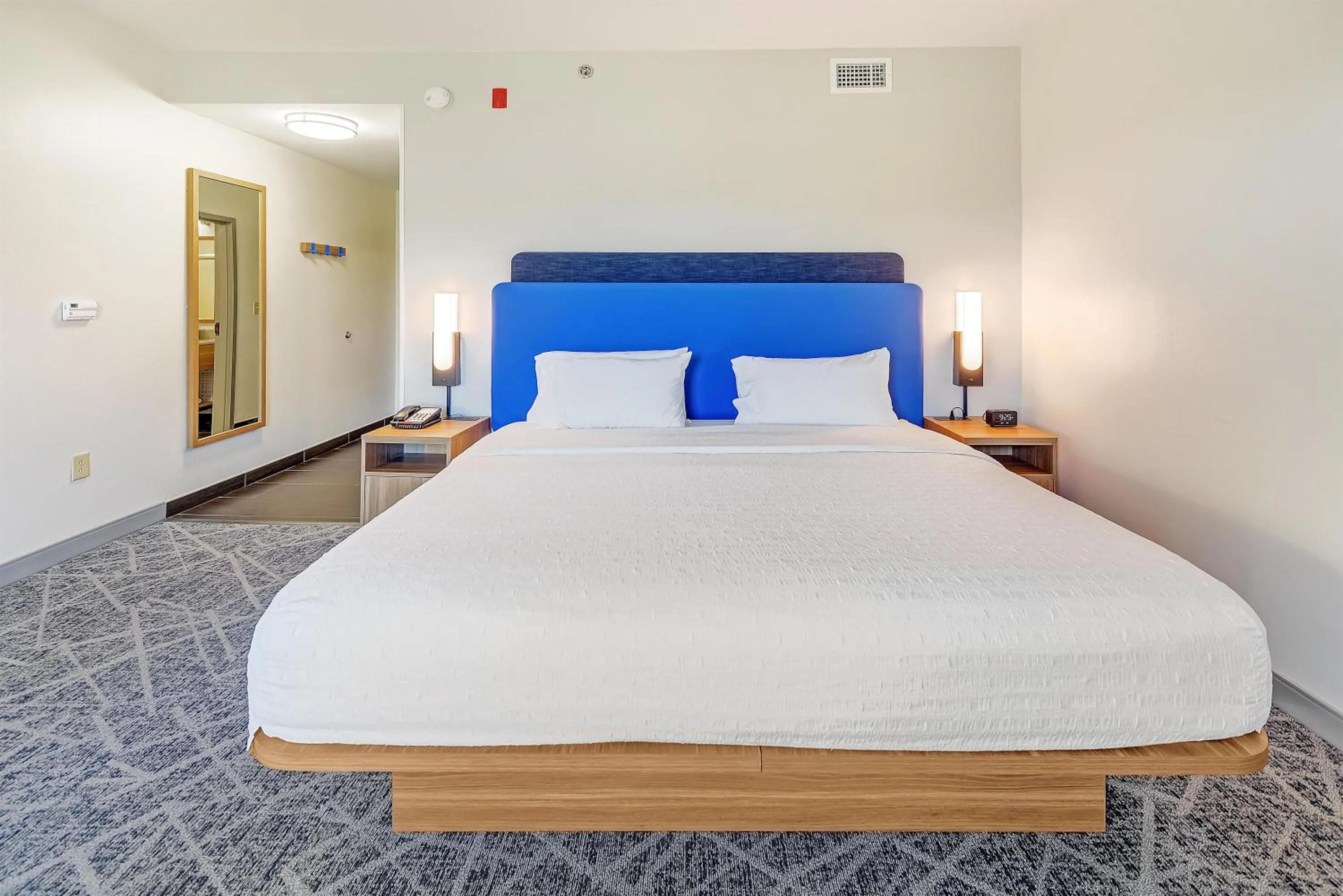 Bed in Hampton Inn Foley