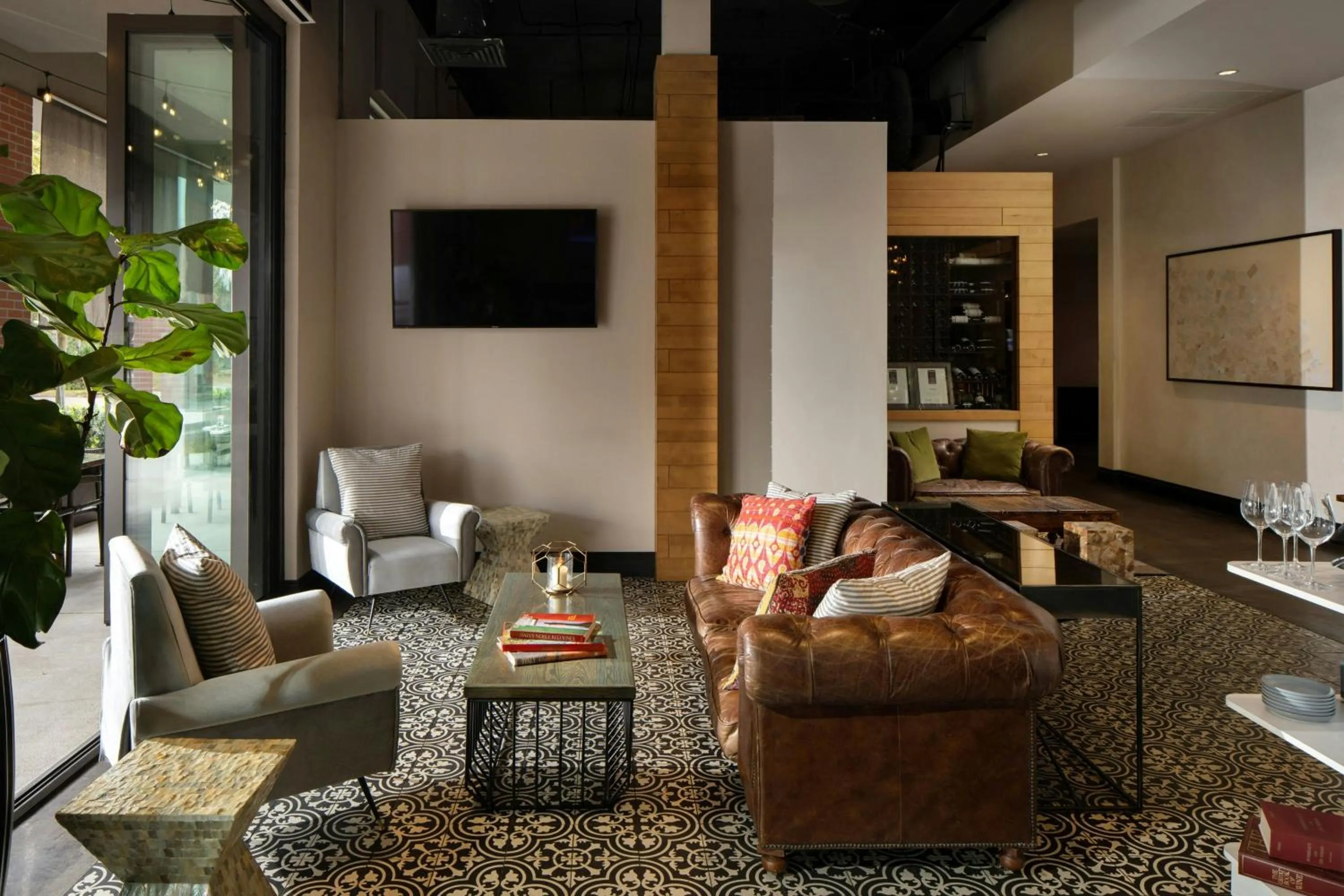 Lounge or bar in Epicurean Hotel, Autograph Collection