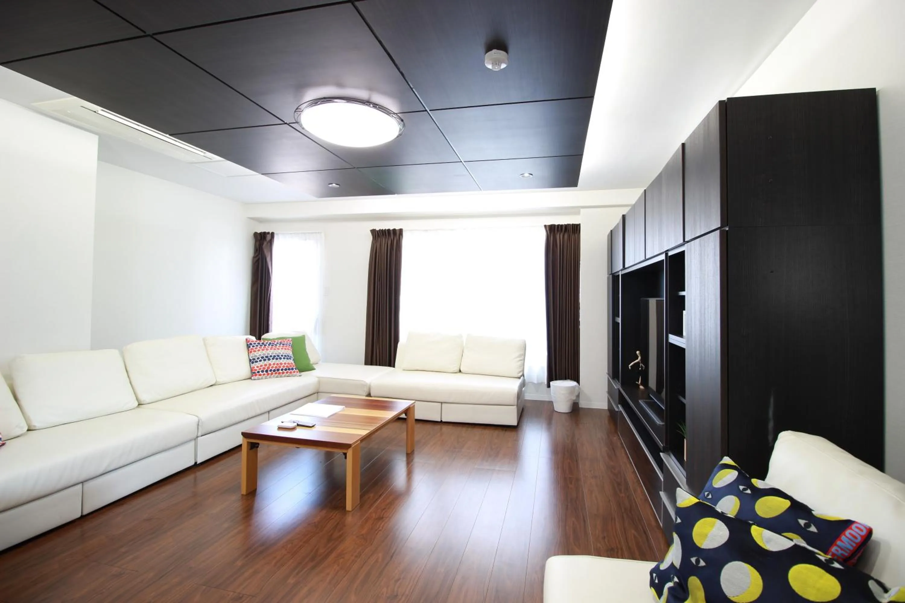 TV and multimedia in Atrium Deluxe Apartments Osaka - Self Check-In Only