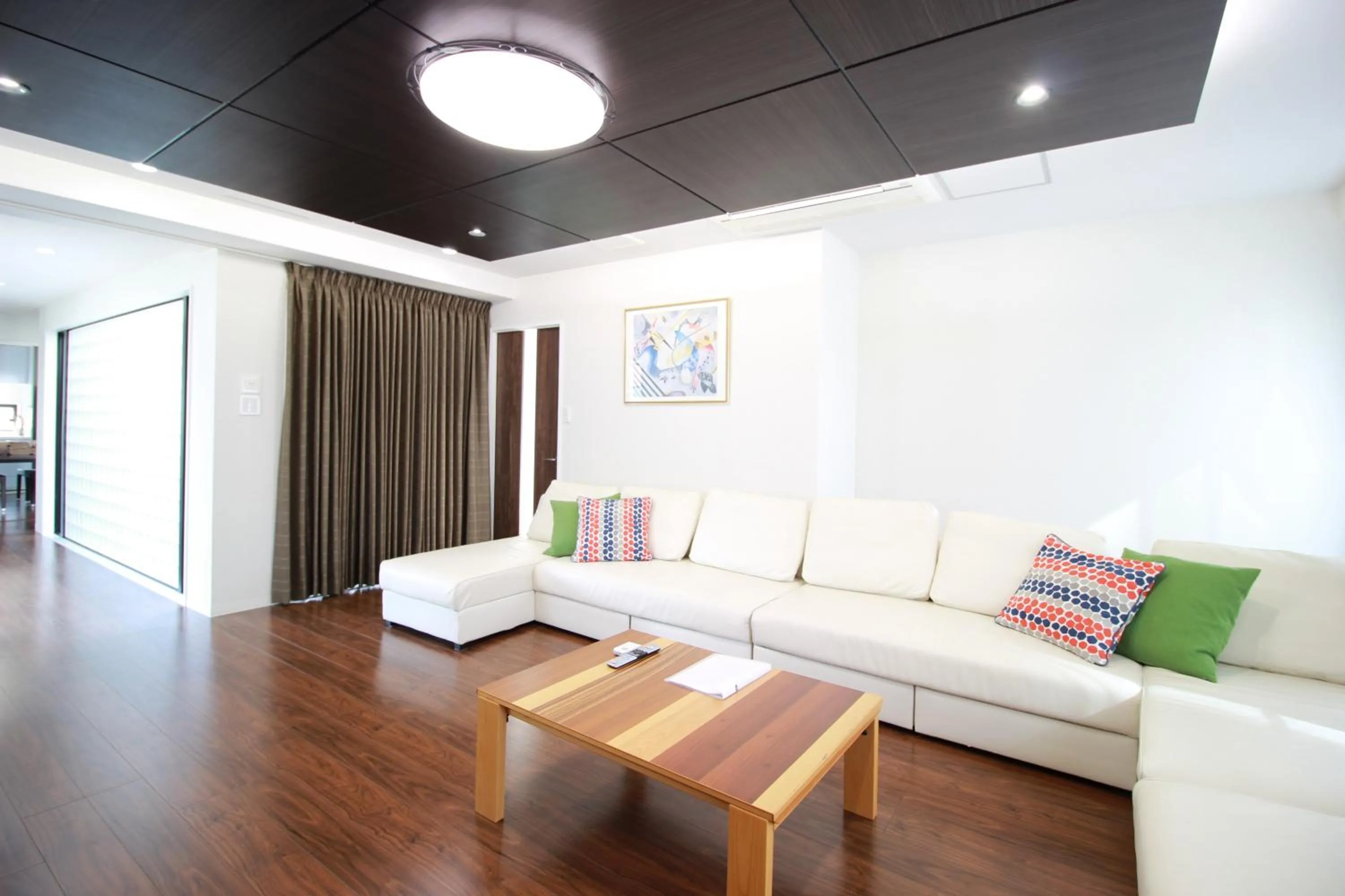 Living room in Atrium Deluxe Apartments Osaka - Self Check-In Only