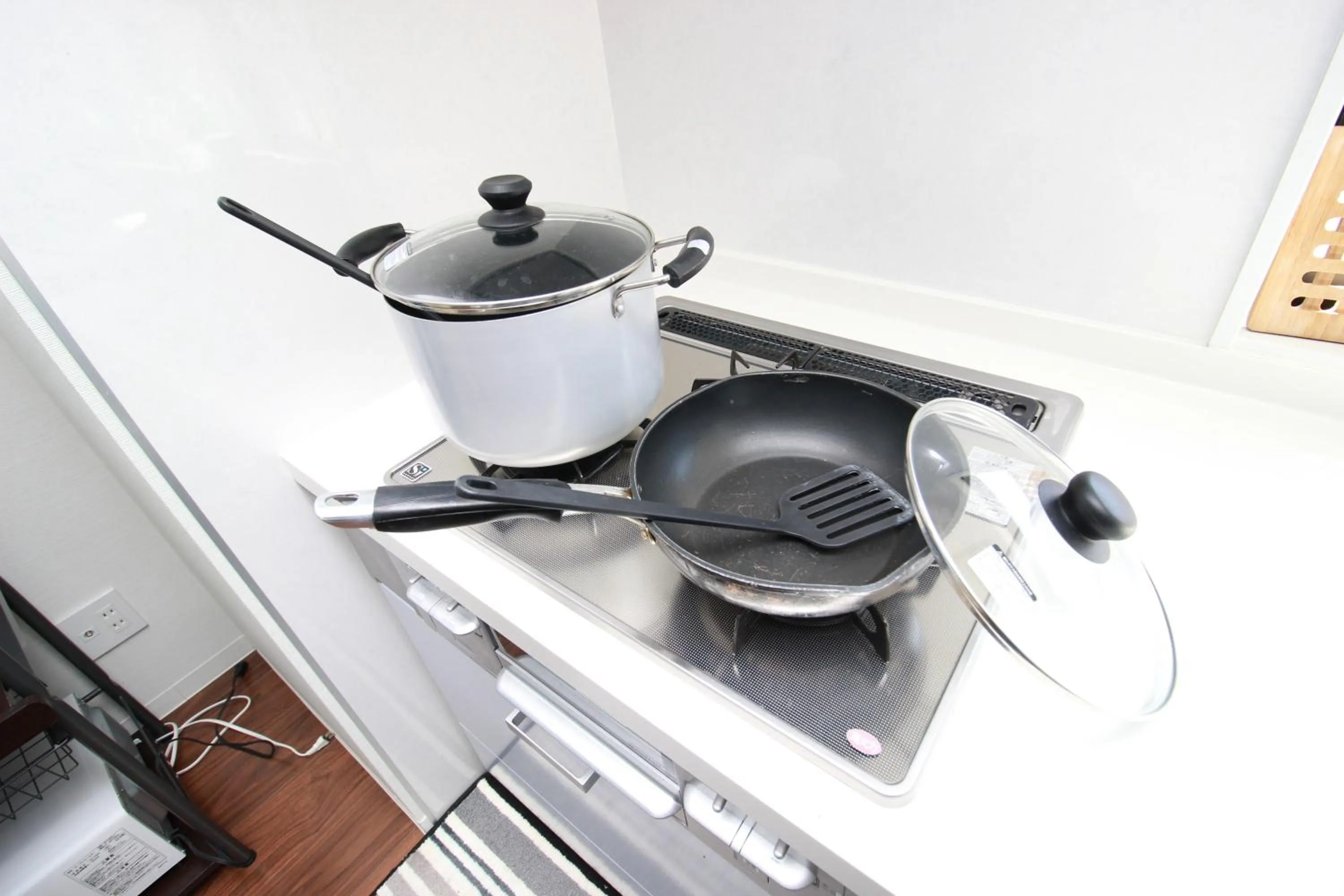 Kitchen or kitchenette in Atrium Deluxe Apartments Osaka - Self Check-In Only