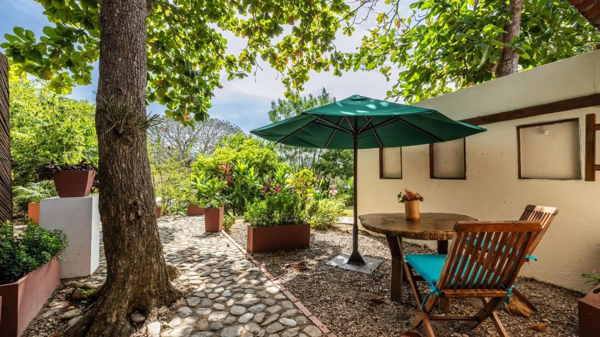 Garden in Aite Eco Resort