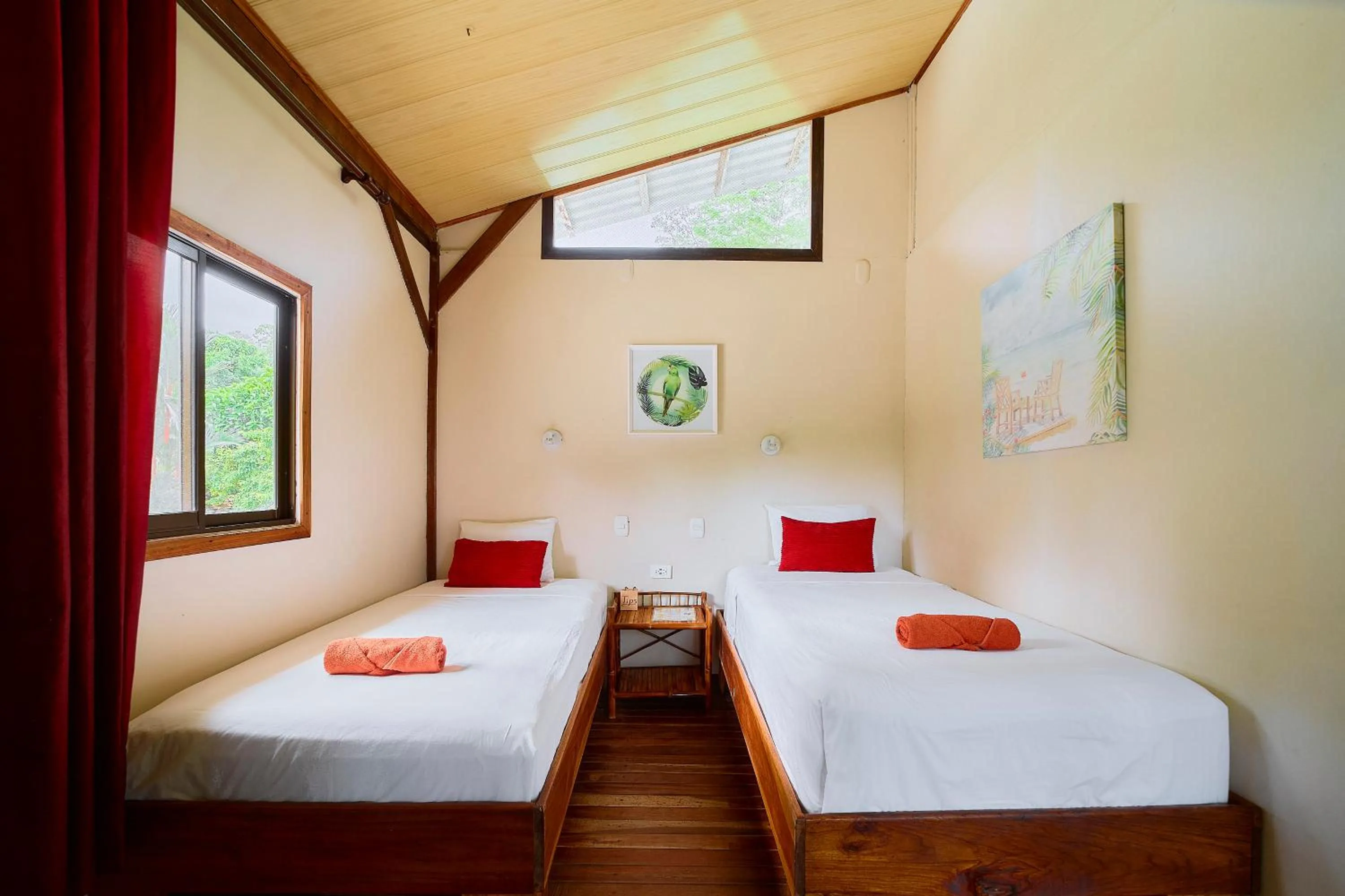 Standard Double Room with Shared Bathroom in Cabinas Montesol