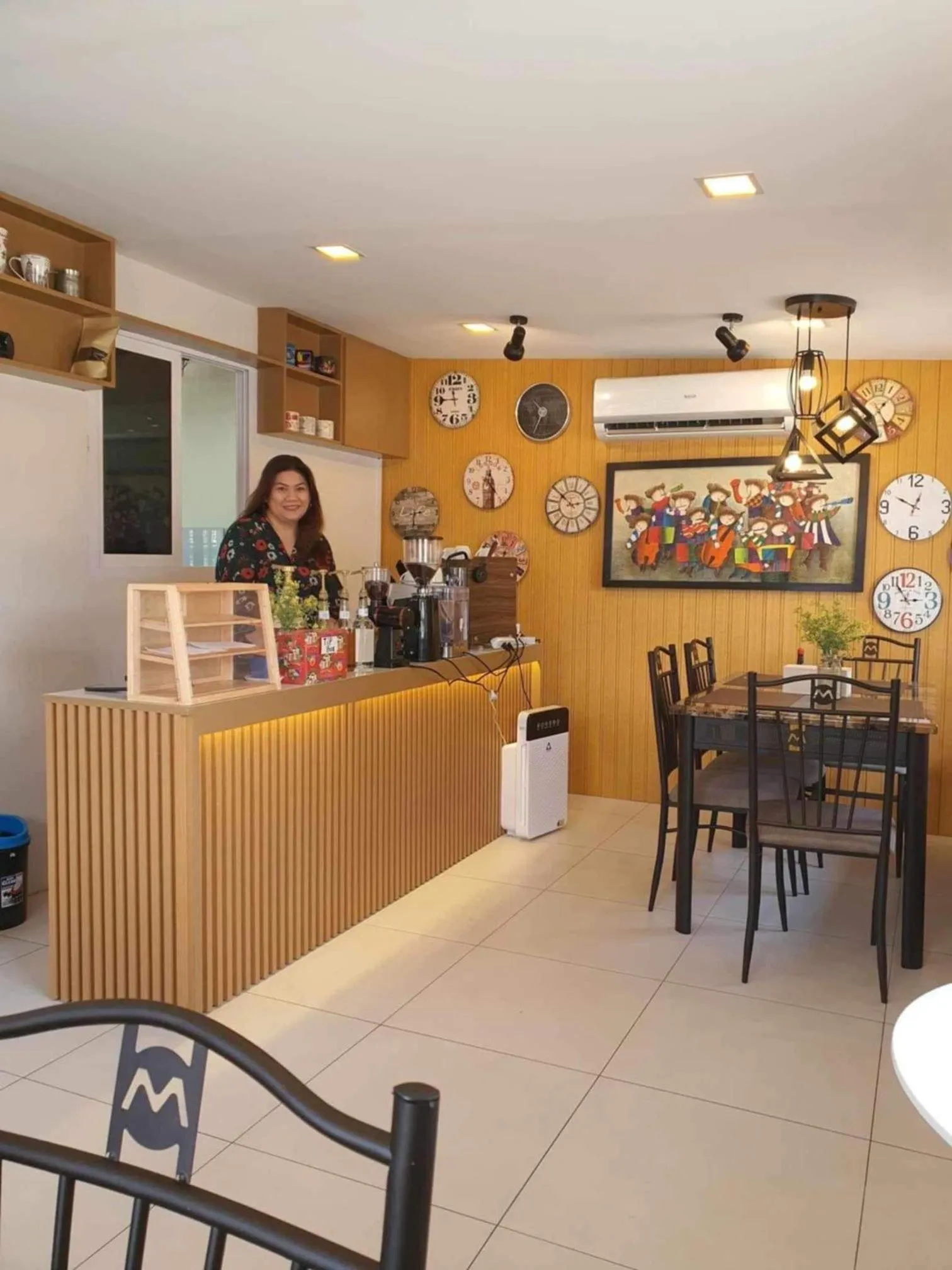 Restaurant/places to eat in LOC Residence Inn