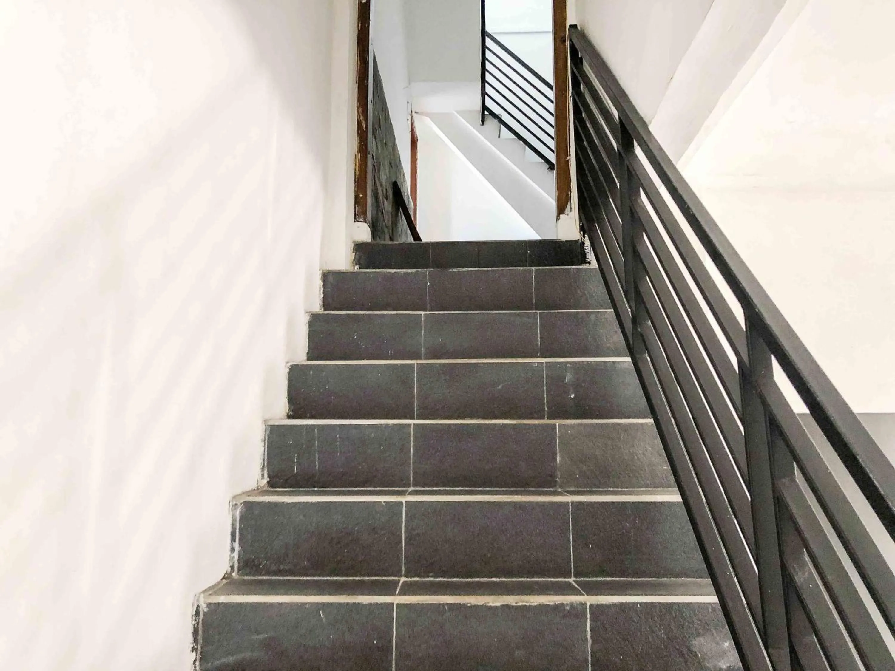 RedDoorz near Eco Green Park Batu