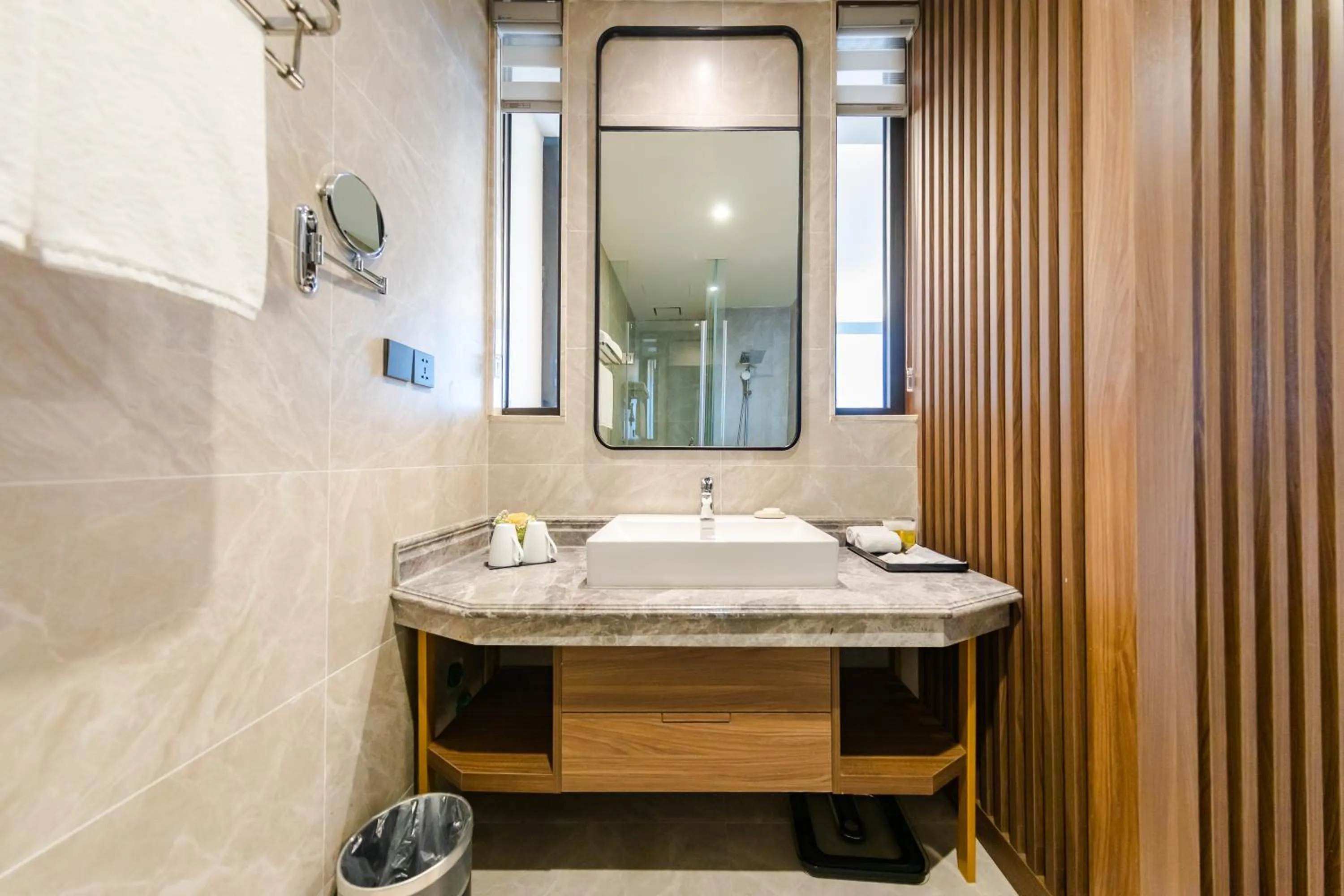 Bathroom in Muong Thanh Luxury Ha Long Centre Hotel