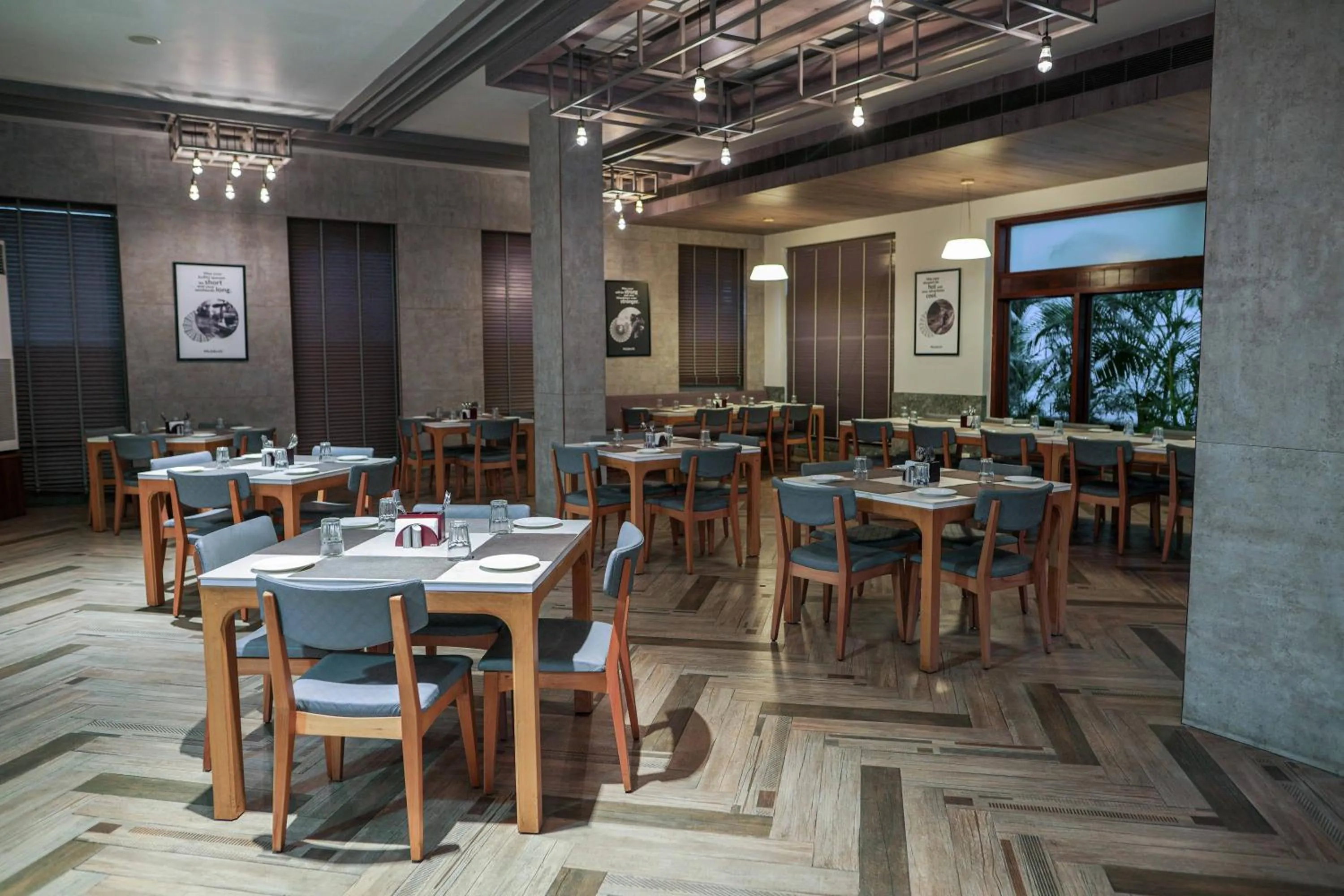 Restaurant/places to eat in Treebo Tryst Sr House With Mountain View Udaipur