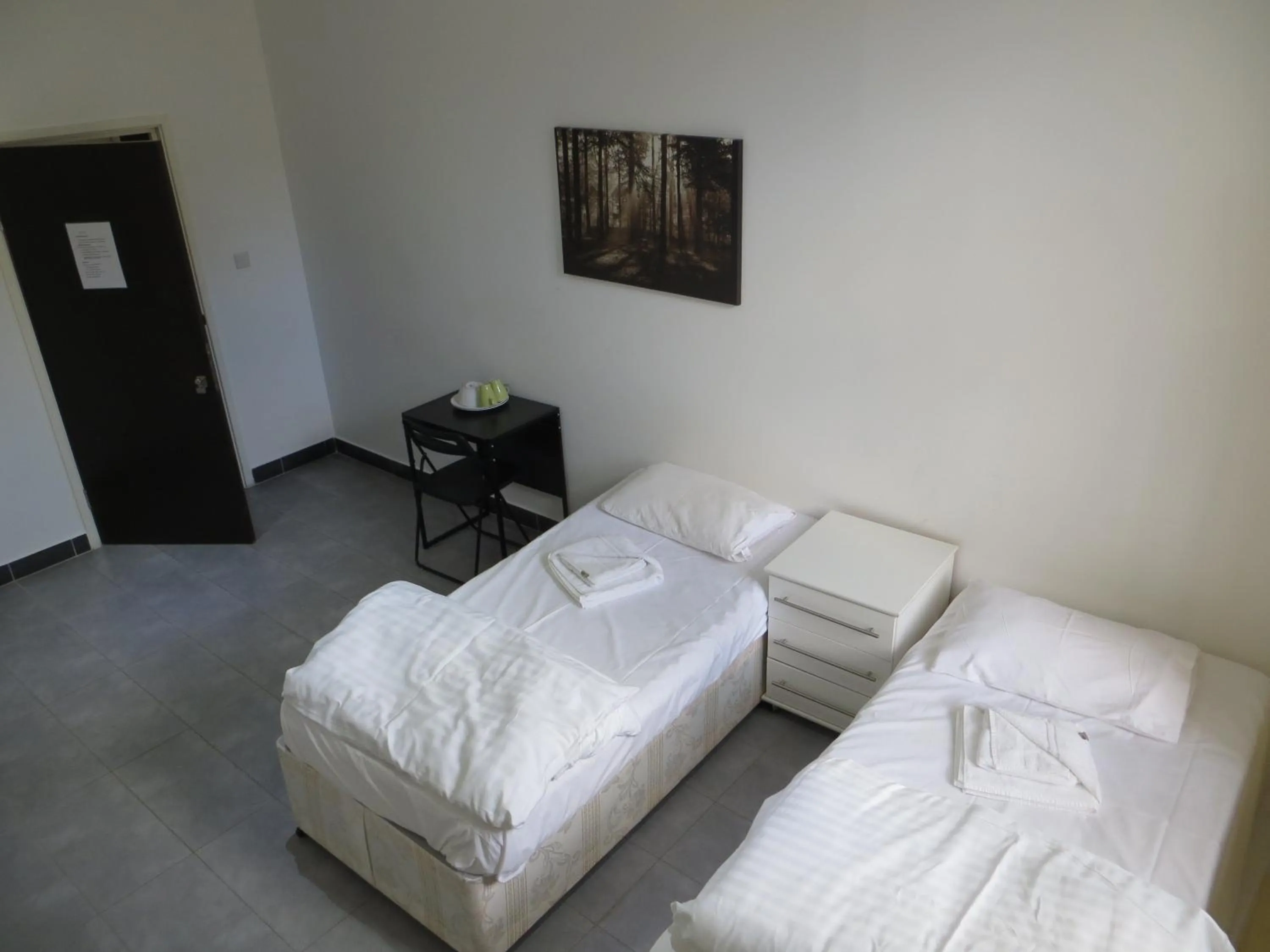 Photo of the whole room in Abercorn House