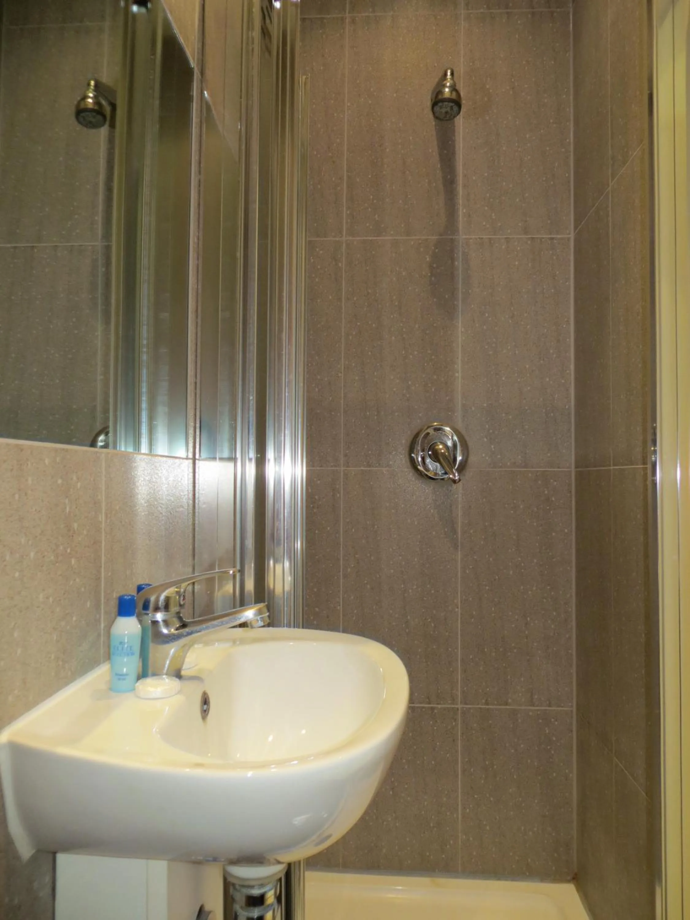 Bathroom in Abercorn House