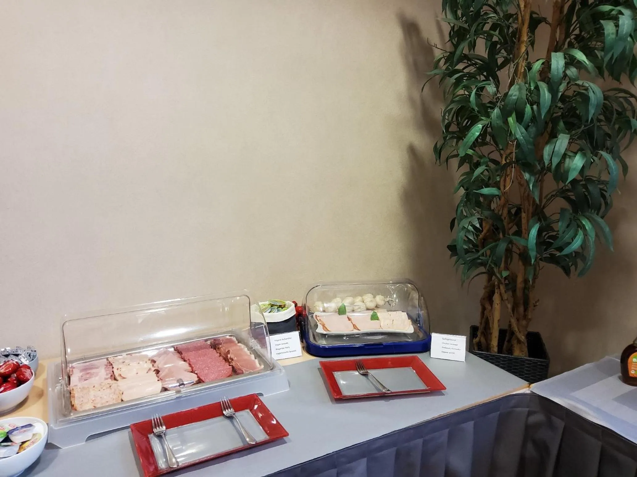 Buffet breakfast in Seehotel