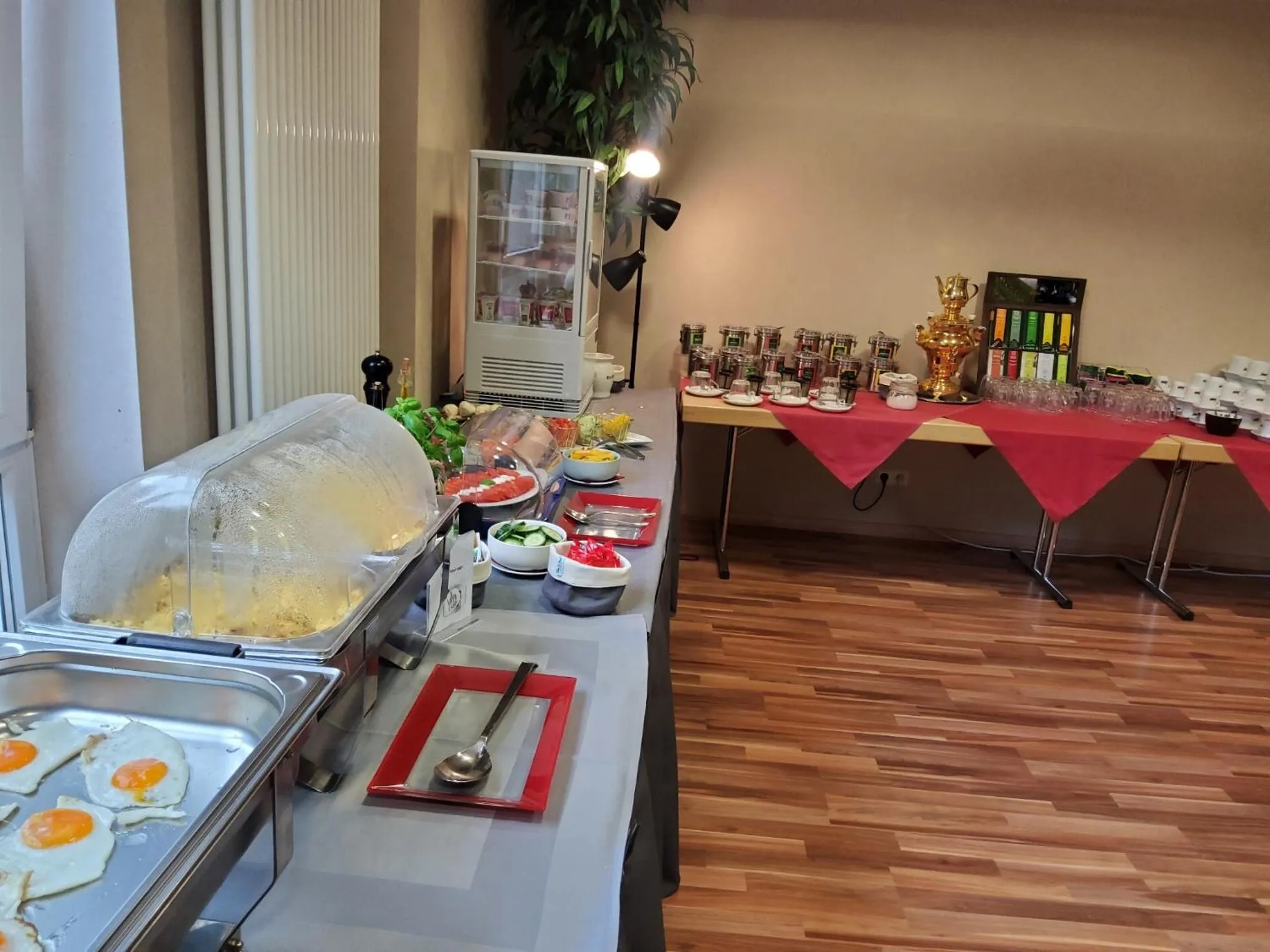 Buffet breakfast in Seehotel