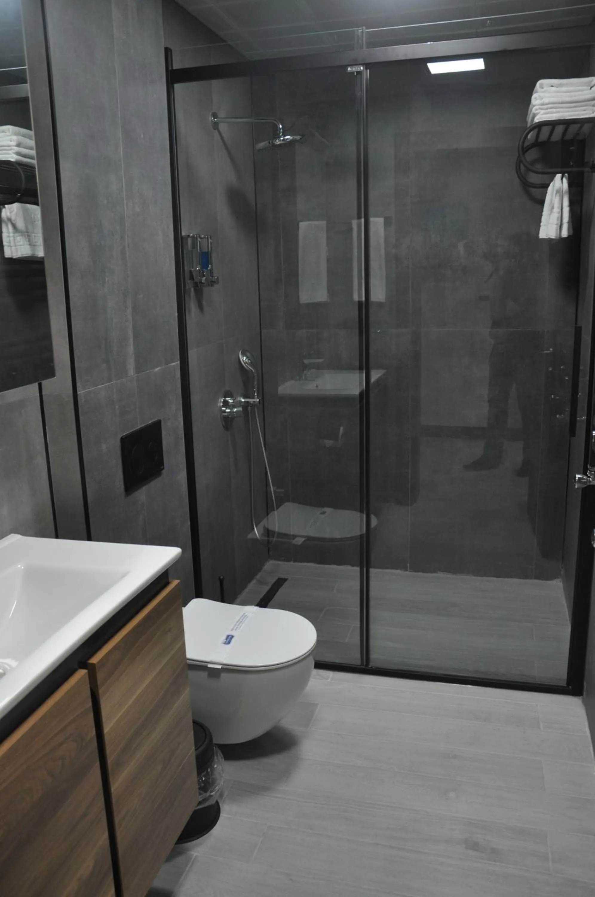 Bathroom in GOLAZ SUİT OTEL